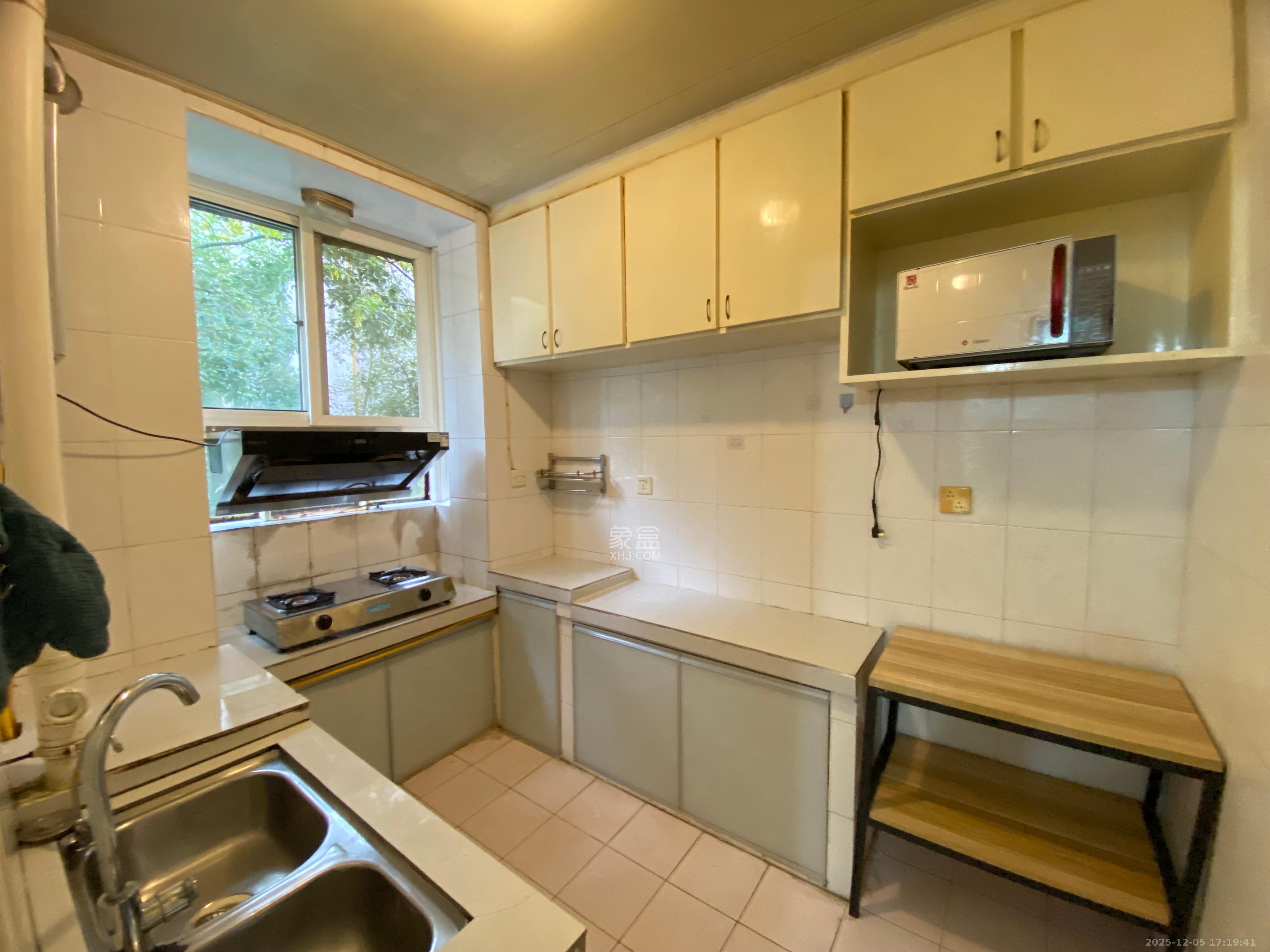 省林勘院  3室1厅1卫    2500.0元/月室内图