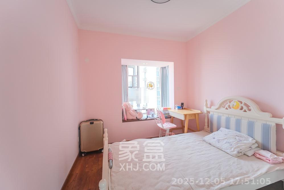 荣盛花语城 3室2厅1卫 2200.0元/月 荣盛花语城 3室2厅1卫 2200.0元/月室内图