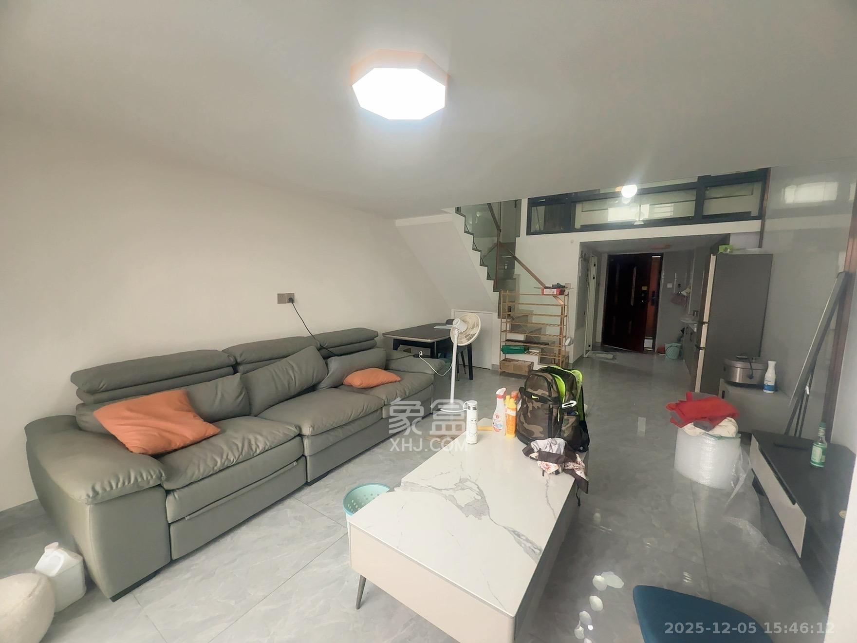 振业城三期 2室2厅2卫 2800.0元/月 振业城三期 2室2厅2卫 2800.0元/月室内图