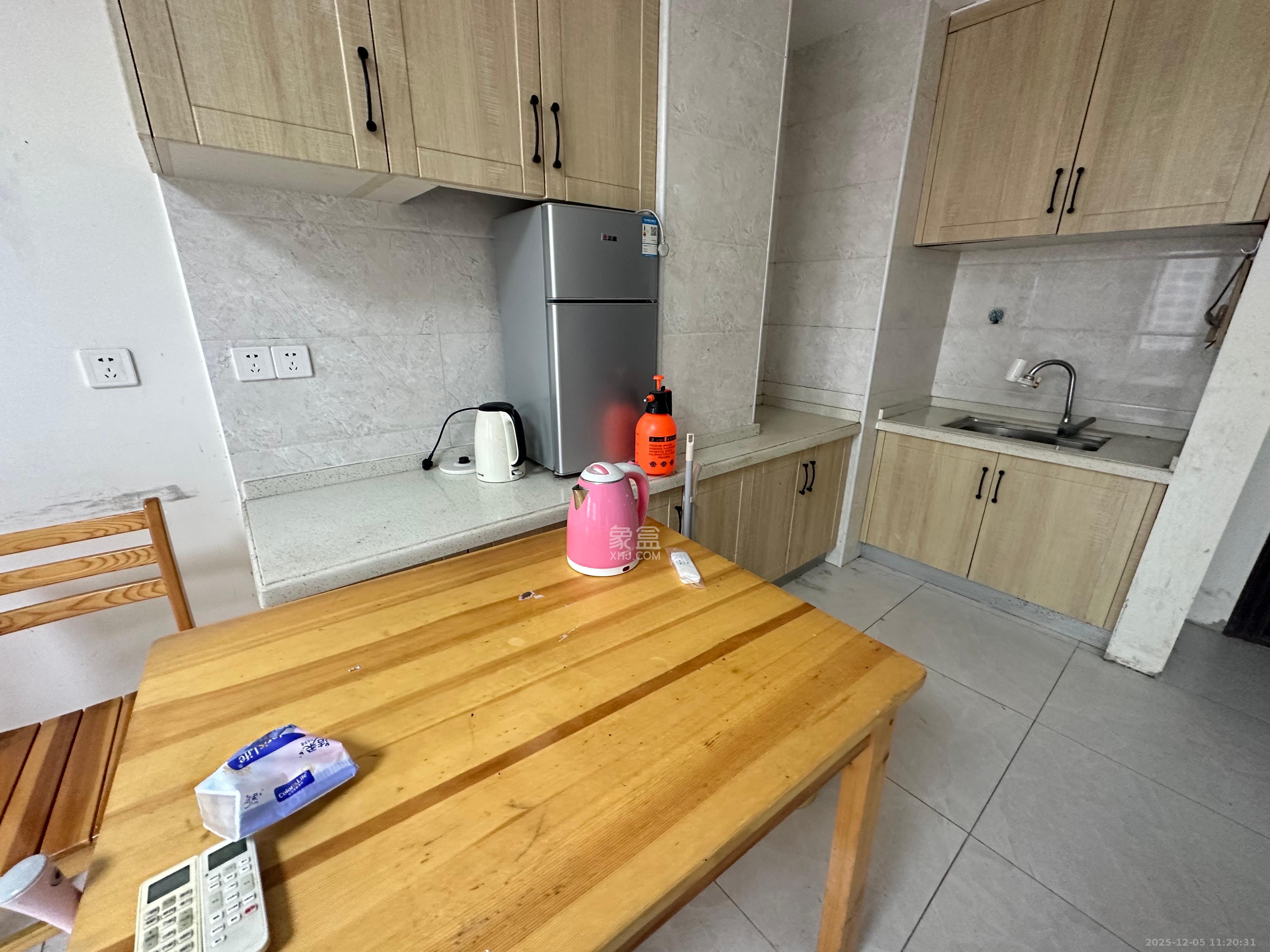 钰龙天下二期(钰龙佳园) 2室1厅1卫 2000.0元/月 钰龙天下二期(钰龙佳园) 2室1厅1卫 2000.0元/月室内图