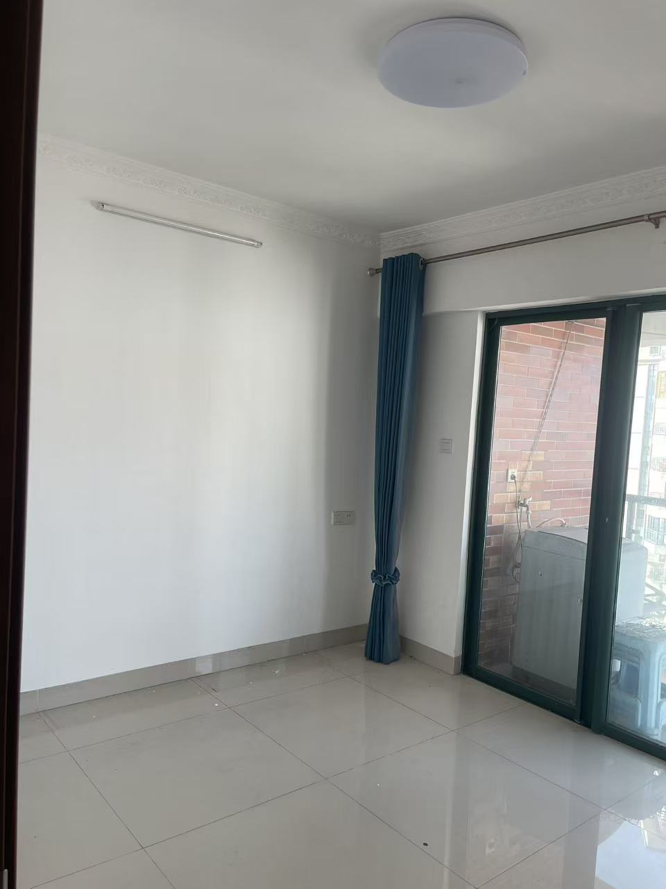 御景峰  1室1厅1卫    2000.0元/月