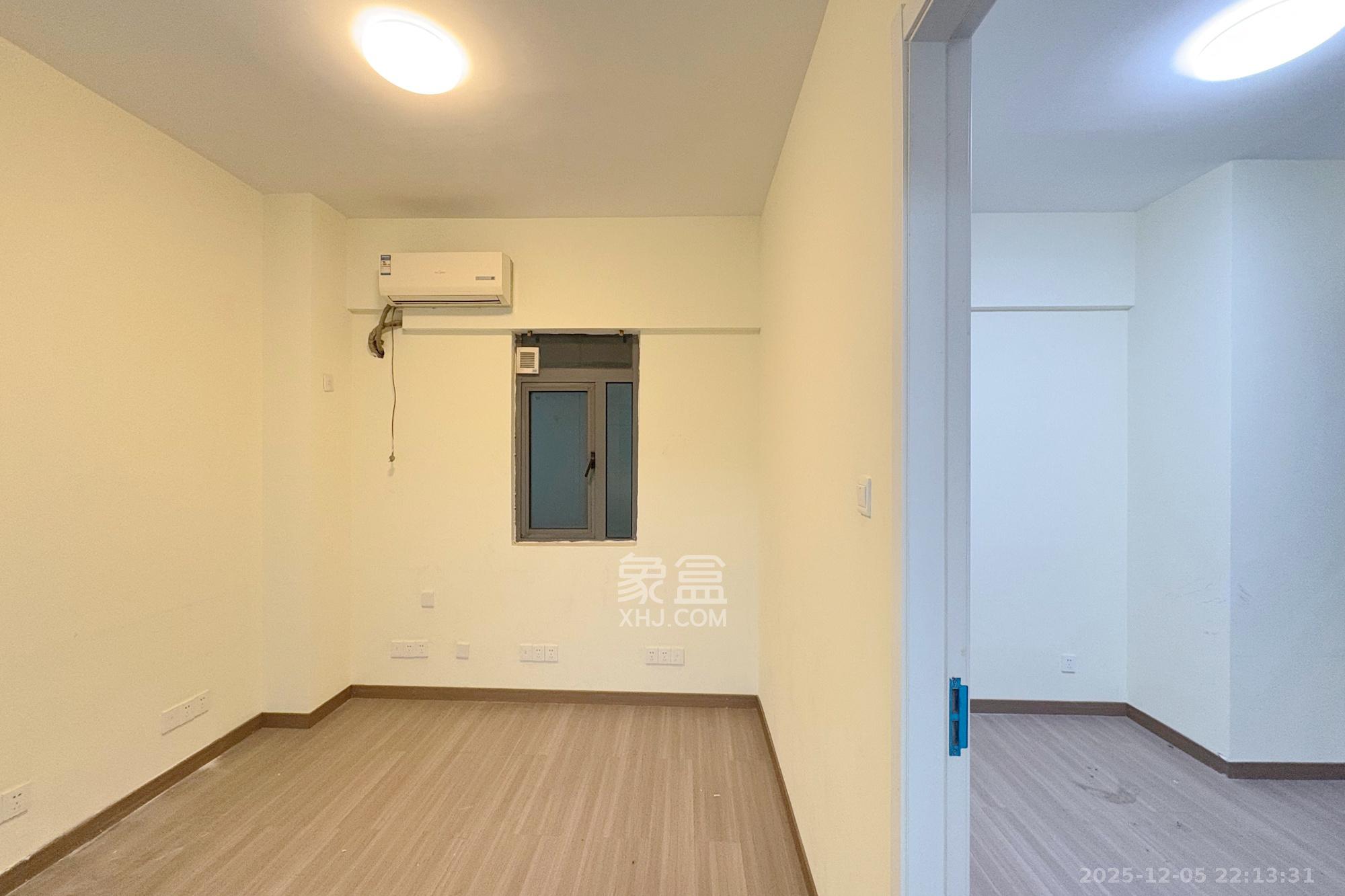 金烨融府 2室1厅1卫 100.0万 金烨融府 2室1厅1卫 100.0万卧室