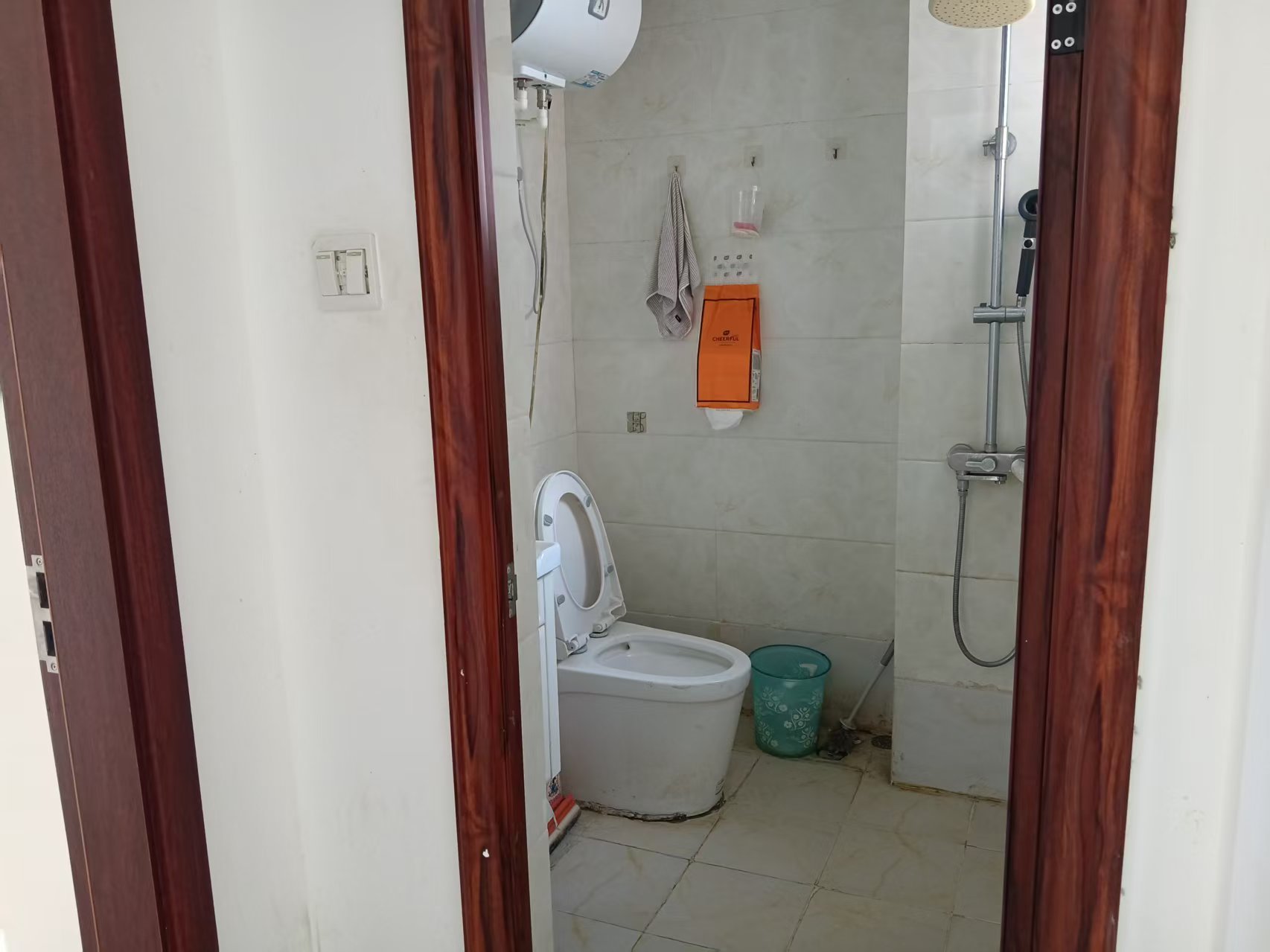 亚太.银泉花园  2室2厅1卫    96.0万