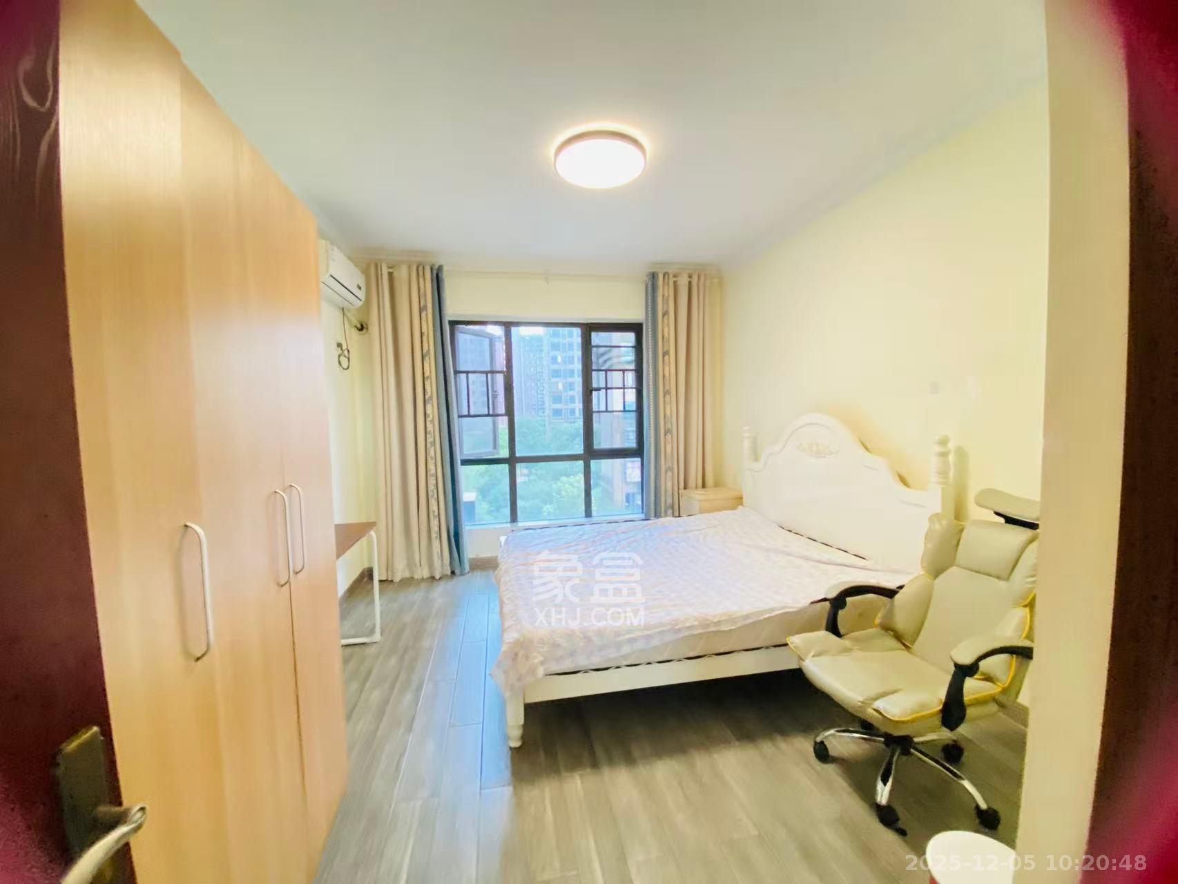 东宜兰园  3室2厅2卫    2300.0元/月室内图