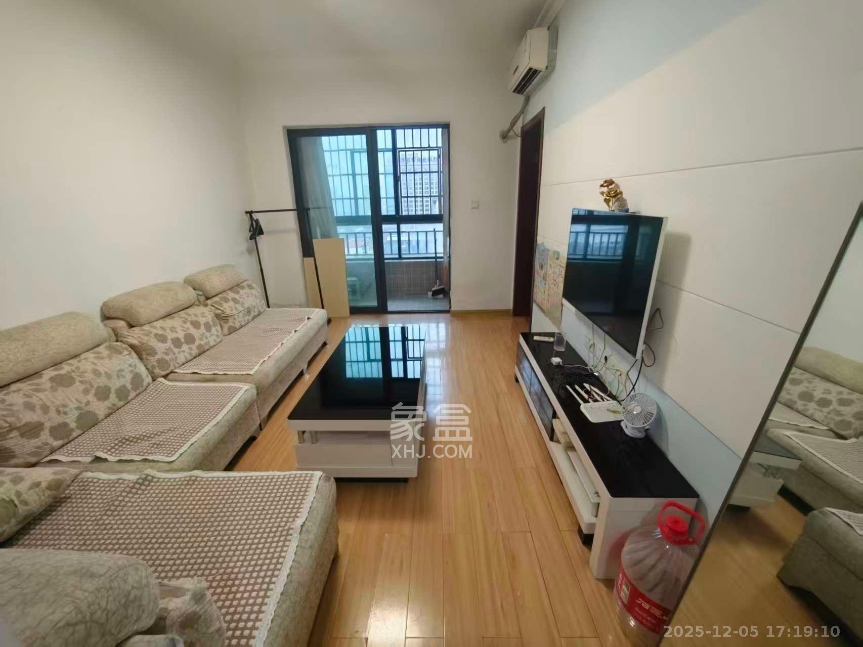 上峰苑(兰亭玥岛) 2室2厅1卫 1600.0元/月 上峰苑(兰亭玥岛) 2室2厅1卫 1600.0元/月室内图