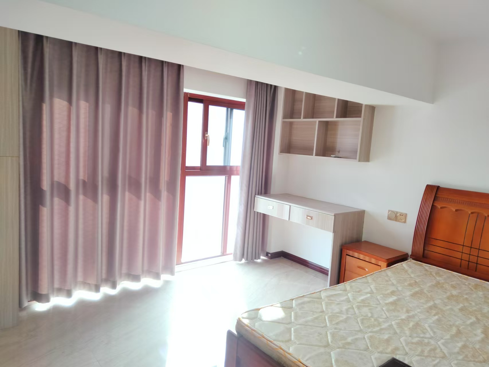 金钟时代城  2室1厅1卫    1500.0元/月室内图