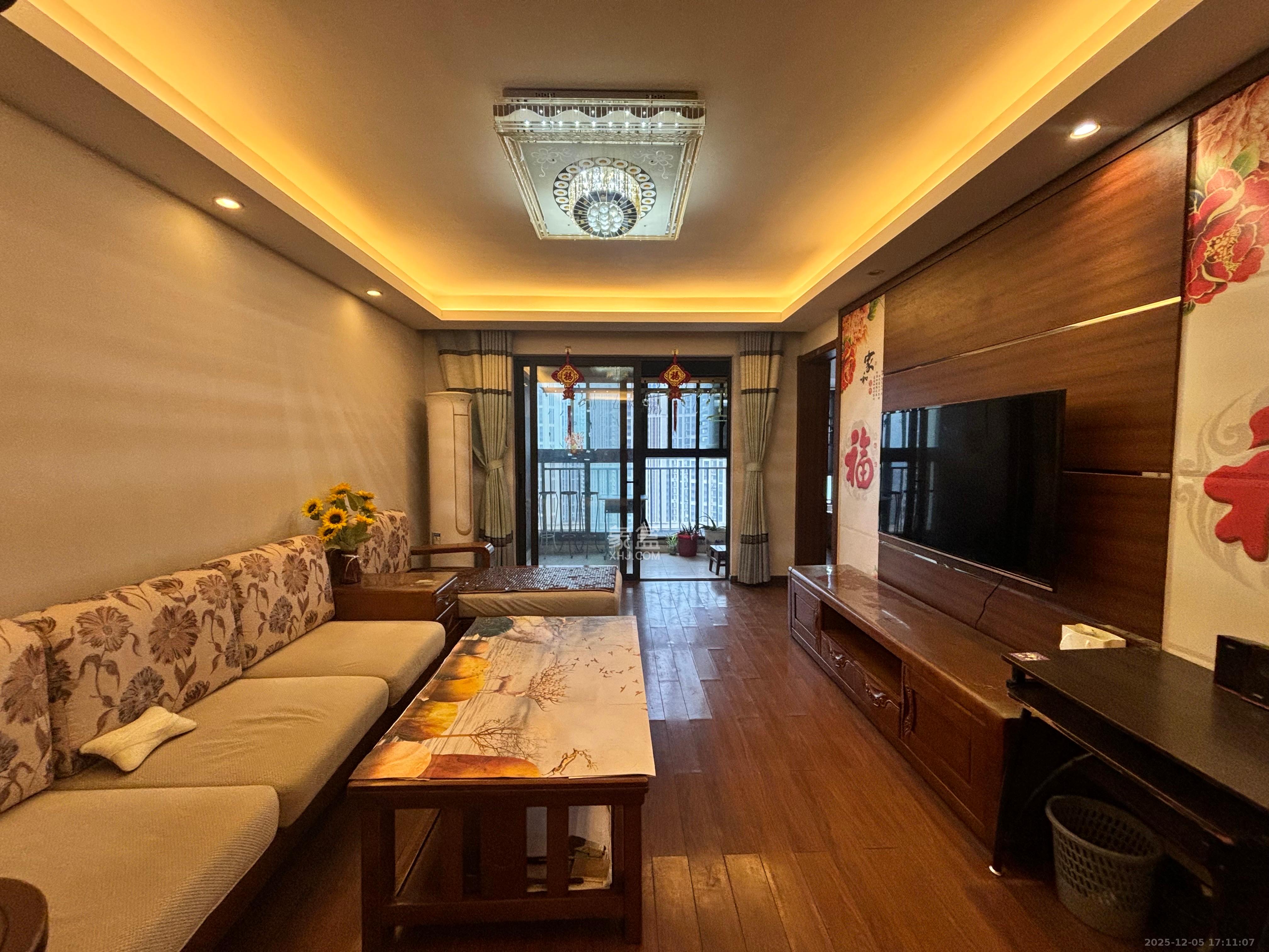 万科金域华府三四期  3室2厅1卫    2400.0元/月