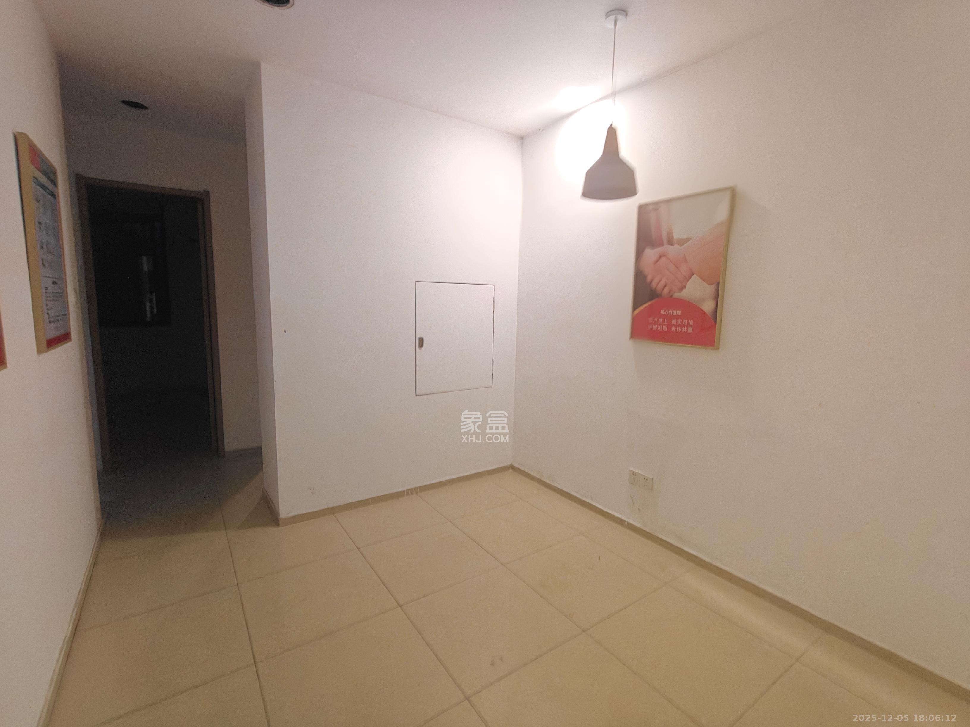 东玺门   238.0㎡      9000.0元/月室内图