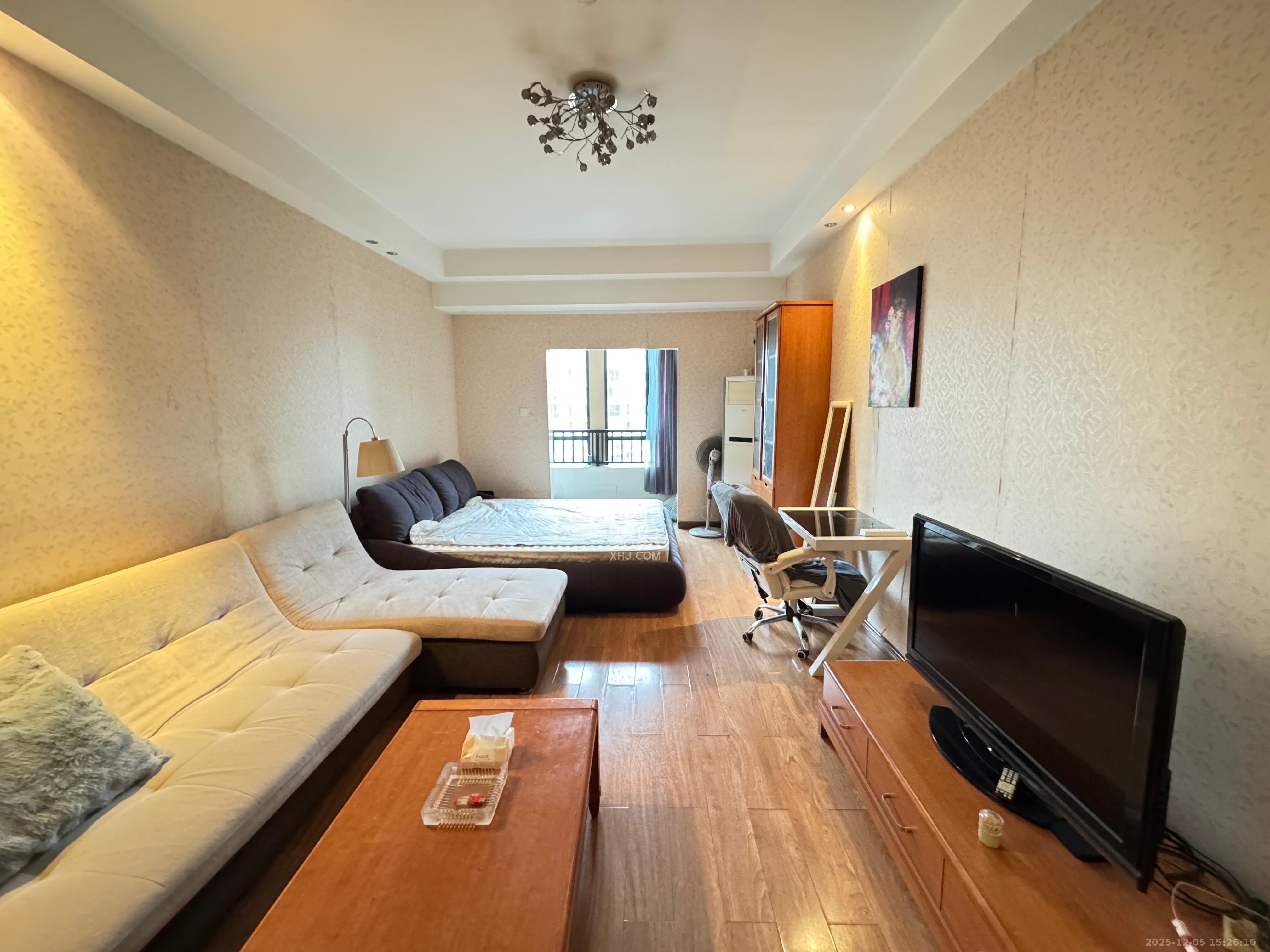 融圣国际  1室1厅1卫    1800.0元/月