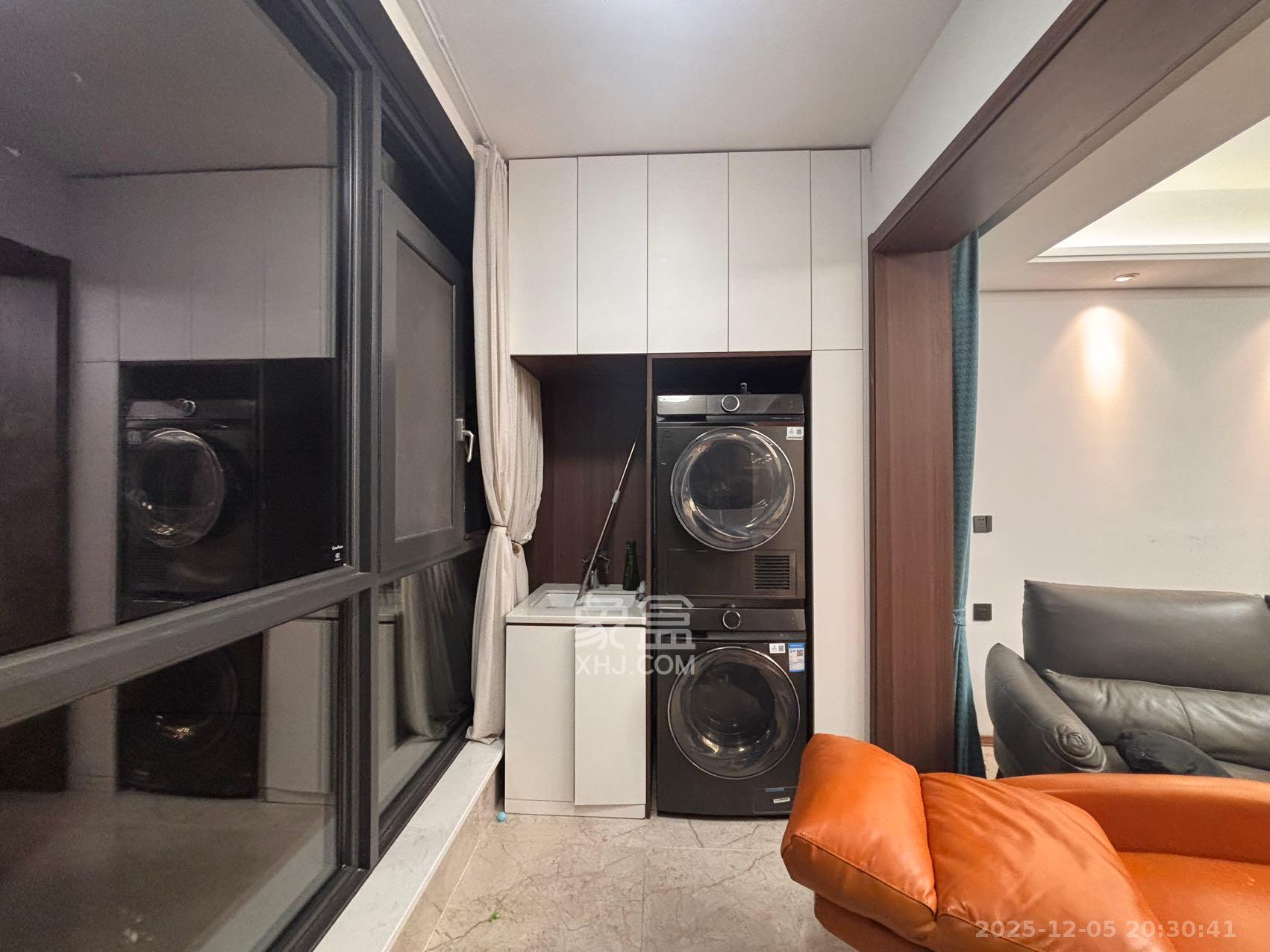 万科里金域滨江  4室1厅2卫    5000.0元/月室内图