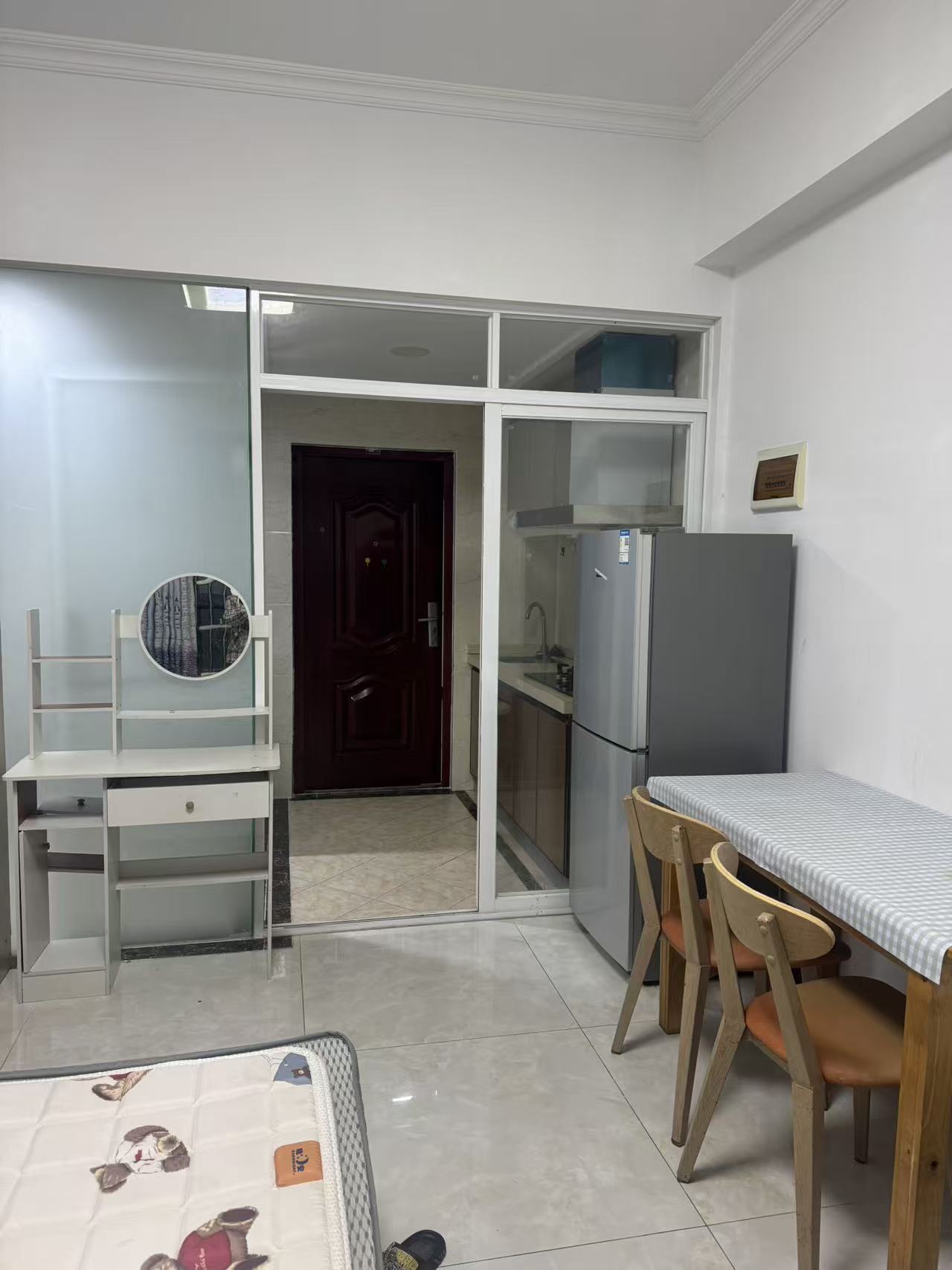 华山大厦(华山国际) 1室0厅0卫 1200.0元/月 华山大厦(华山国际) 1室0厅0卫 1200.0元/月室内图