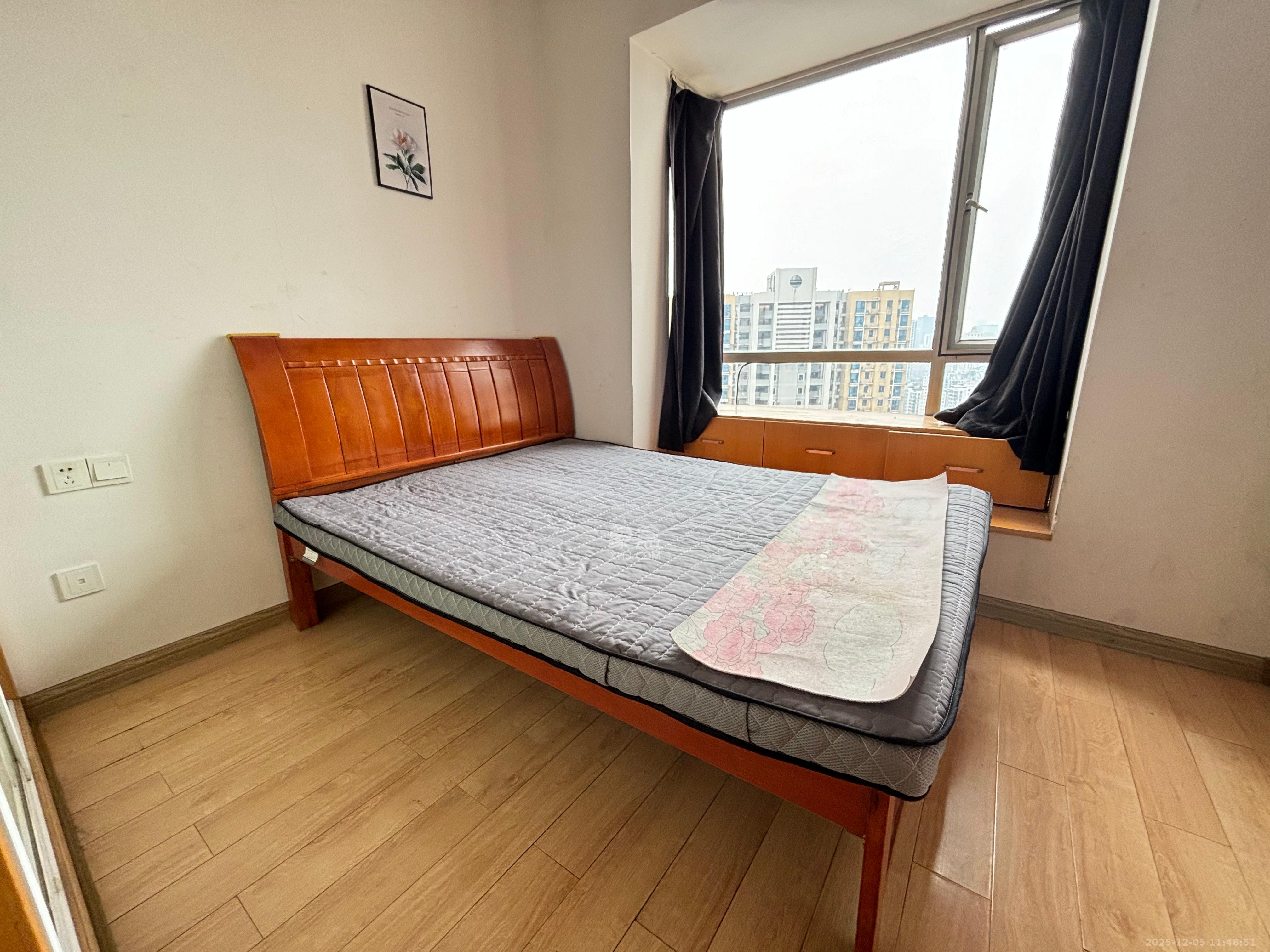 凯通国际城(凯通朝庭) 2室1厅1卫 1998.0元/月 凯通国际城(凯通朝庭) 2室1厅1卫 1998.0元/月室内图