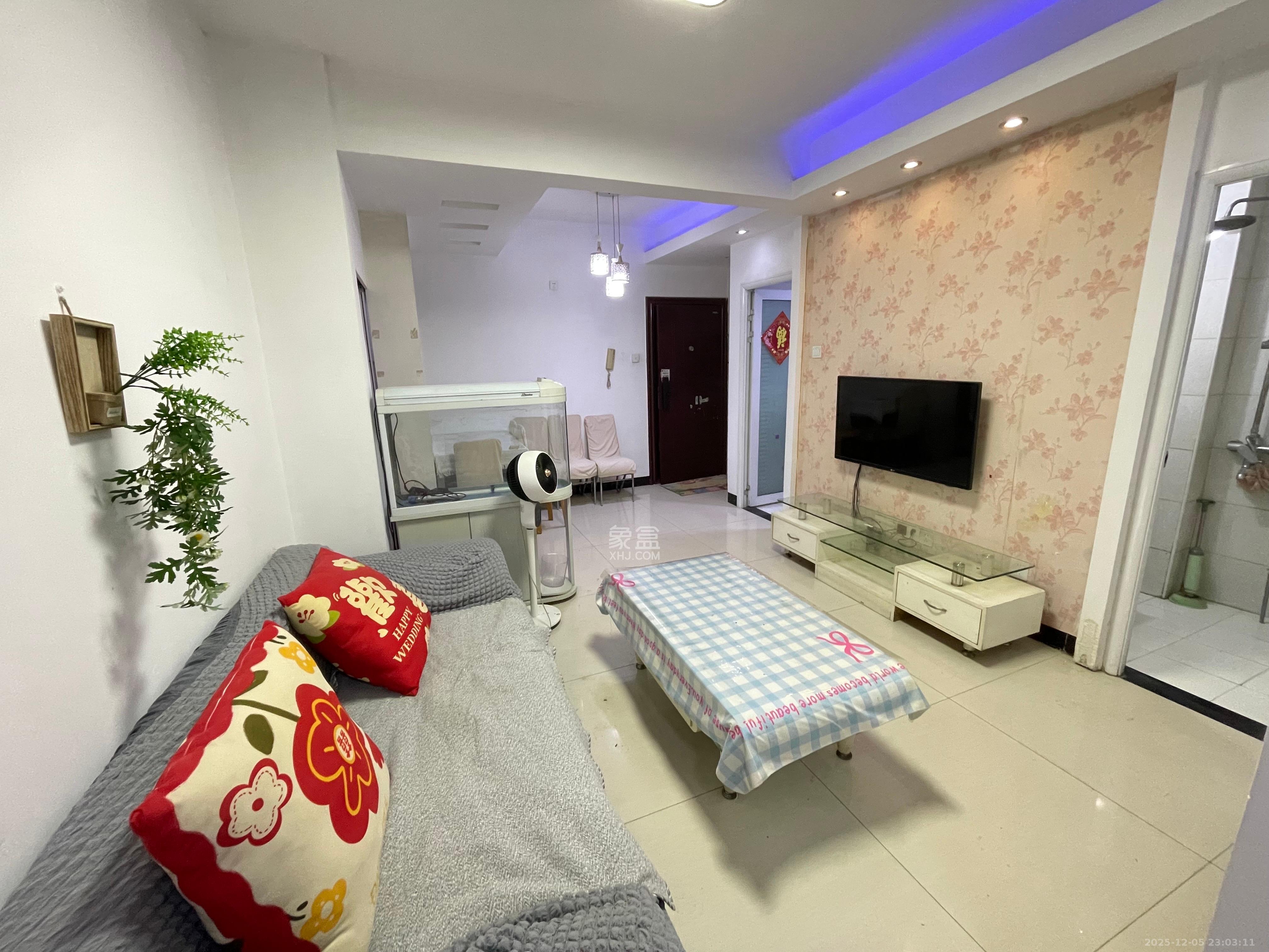 凯通国际城（凯通朝庭）  2室1厅1卫    1600.0元/月