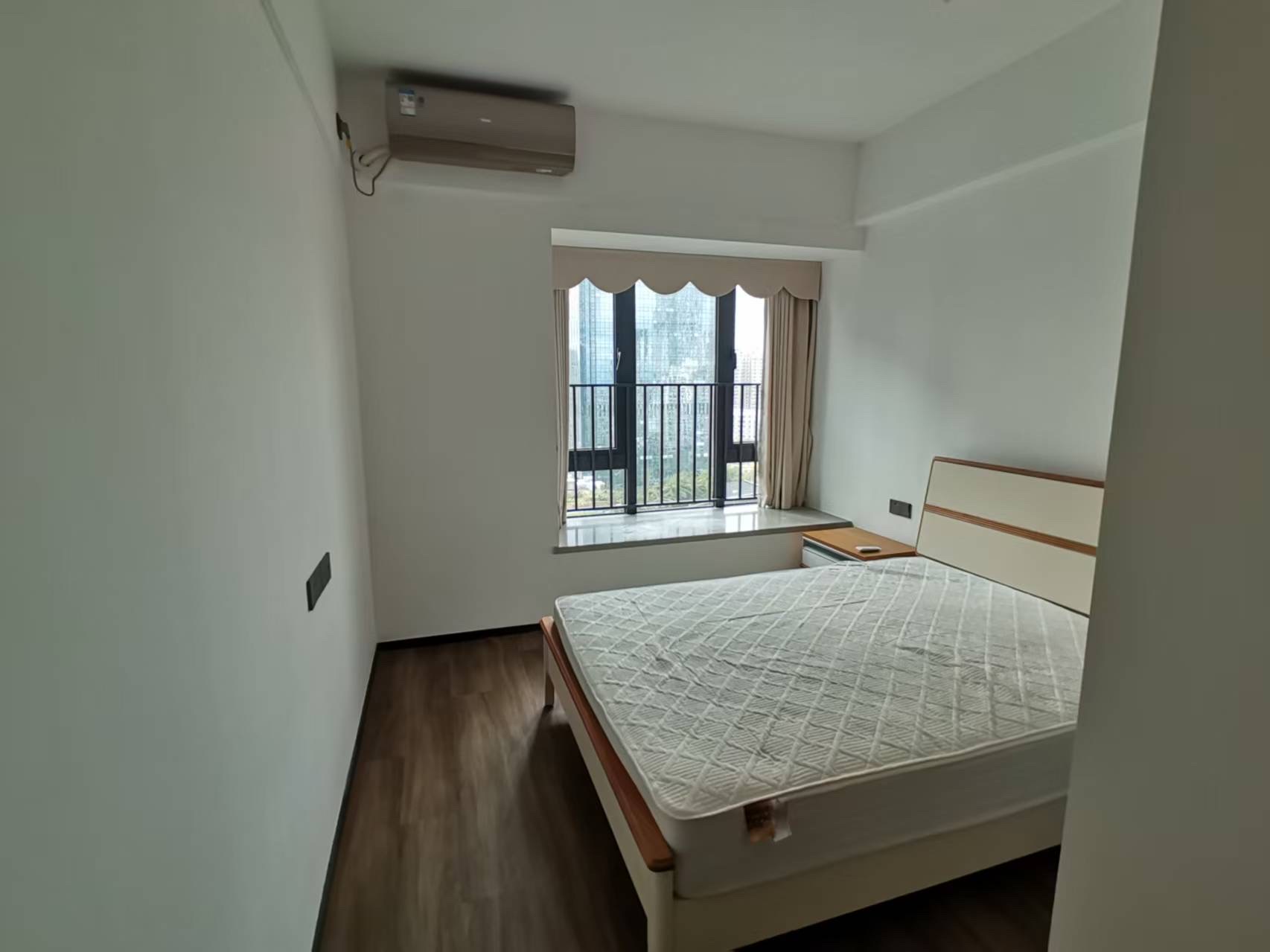 华润中心三期 4室2厅2卫 7800.0元/月 华润中心三期 4室2厅2卫 7800.0元/月室内图