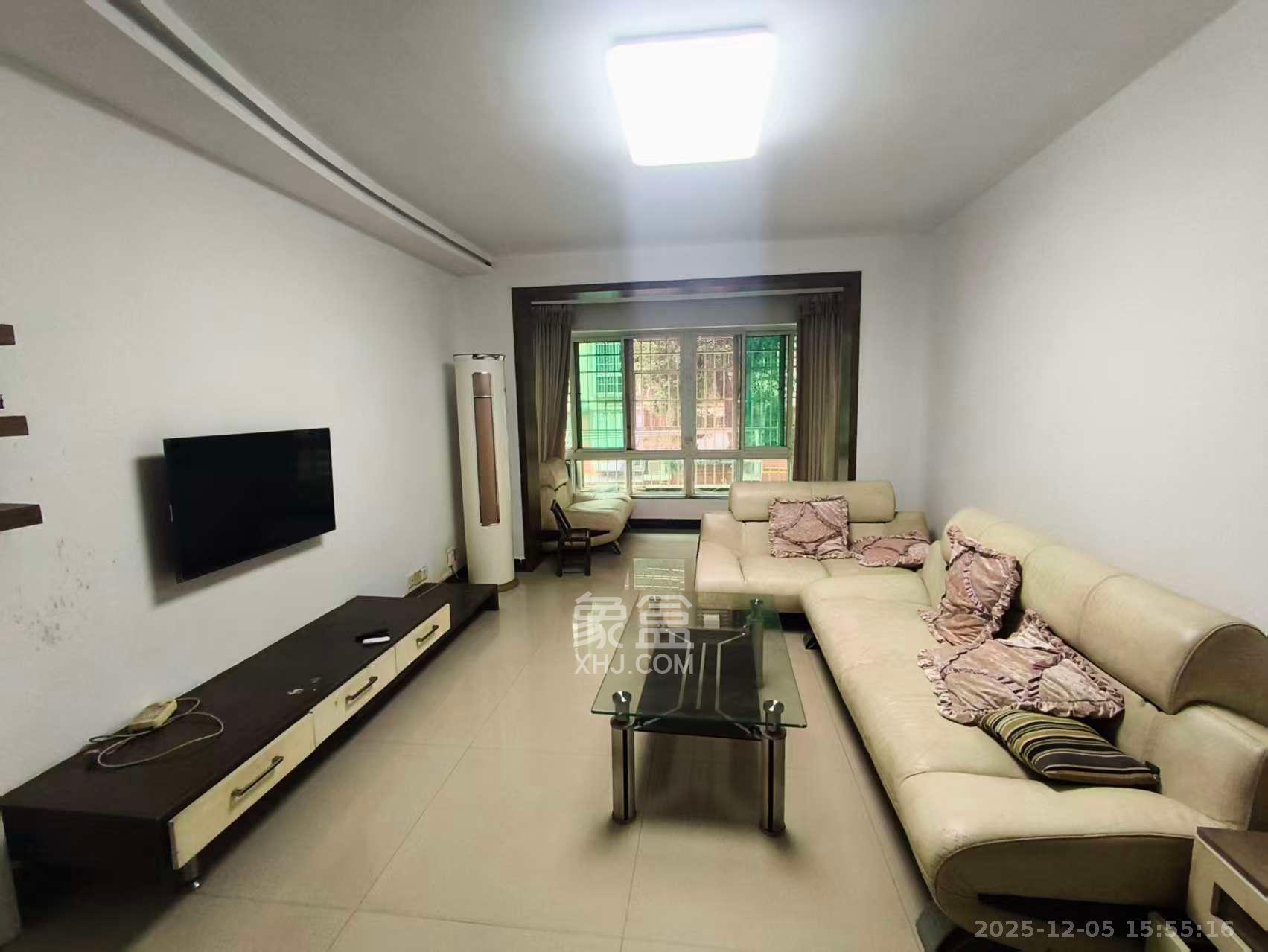 恩瑞麓山名园（龙王港小区）  3室2厅2卫    2200.0元/月