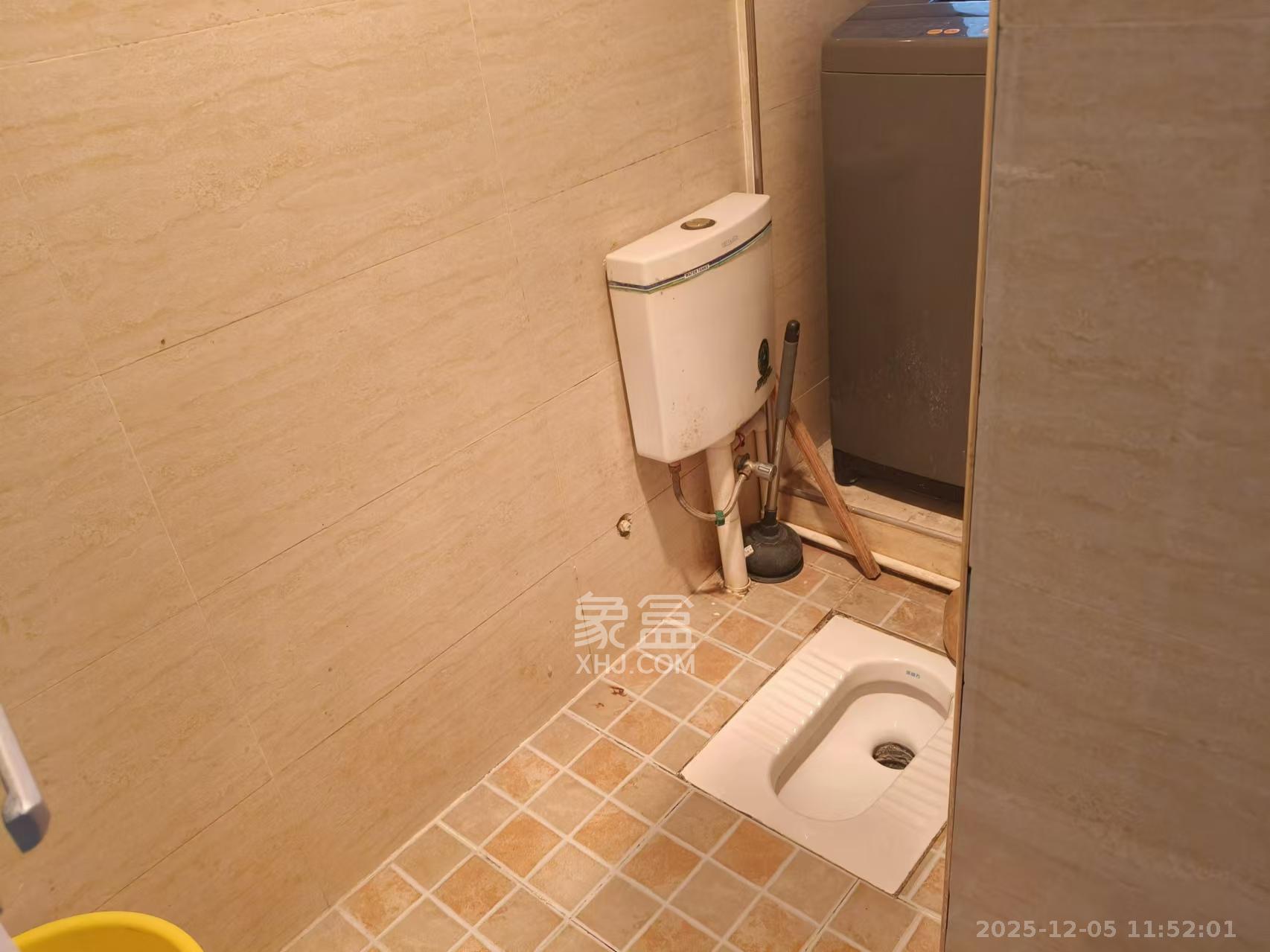 古稻田巷散盘  2室1厅1卫    1800.0元/月室内图