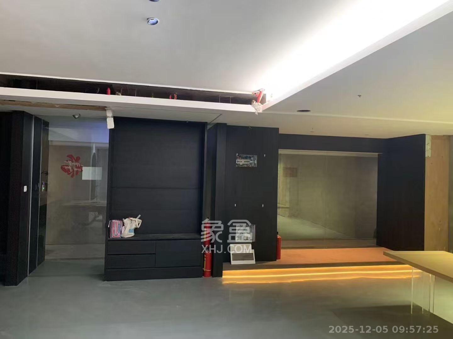 梅溪湖金茂湾 2室1厅1卫 14000.0元/月 梅溪湖金茂湾 2室1厅1卫 14000.0元/月室内图