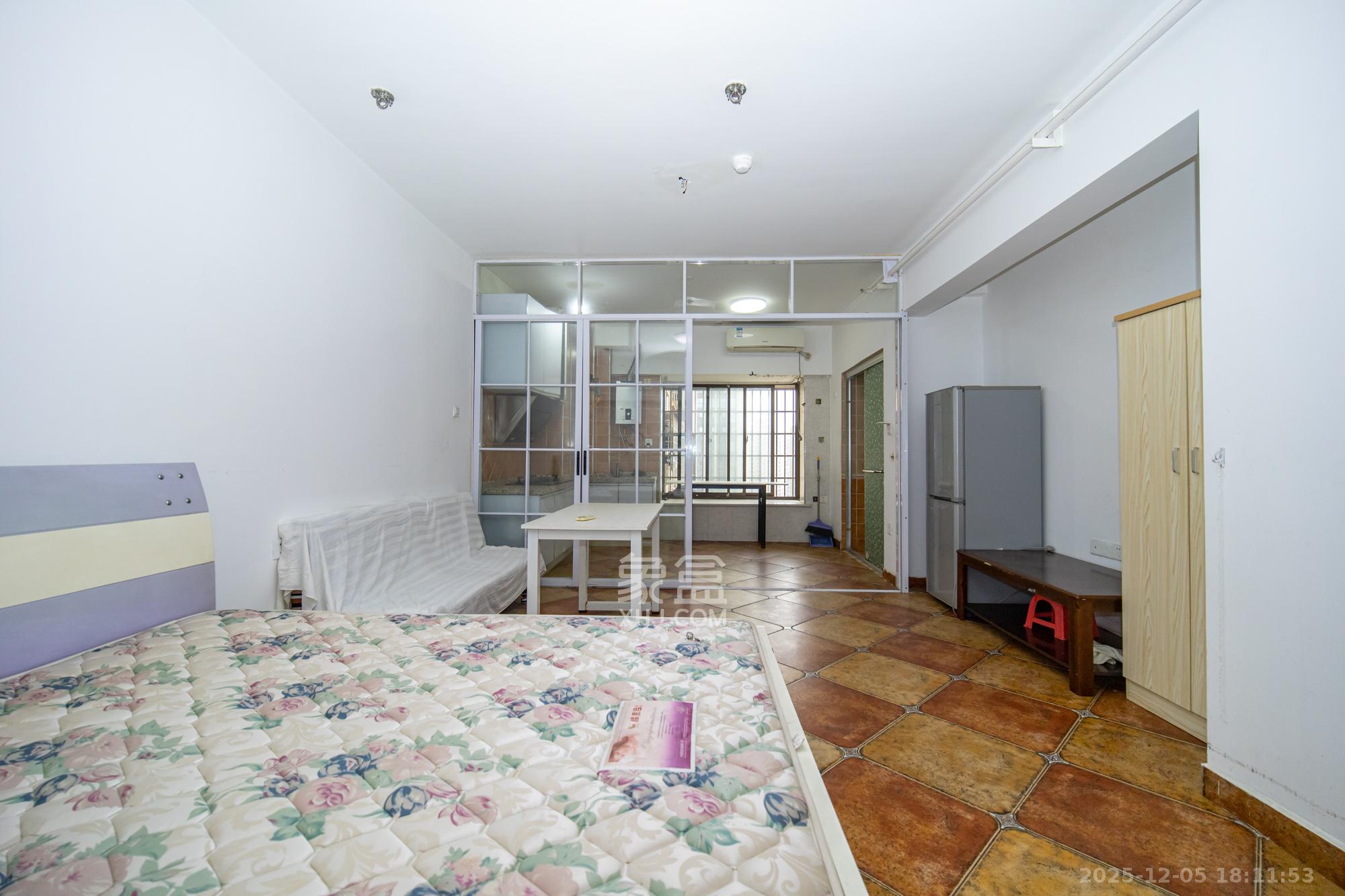 新长海广场  1室1厅1卫    18.8万