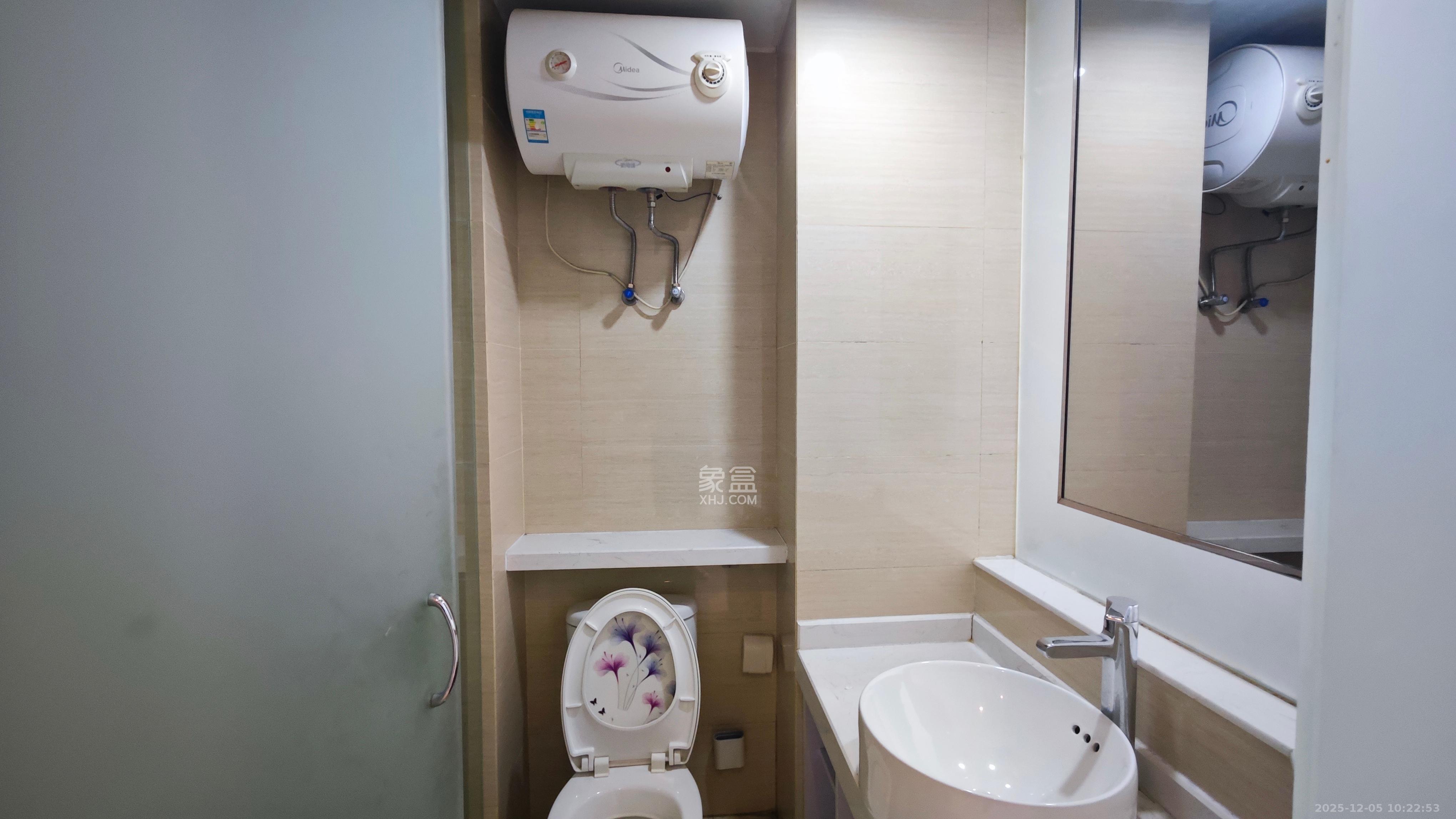 喜盈门范城 1室1厅1卫 1400.0元/月 喜盈门范城 1室1厅1卫 1400.0元/月室内图