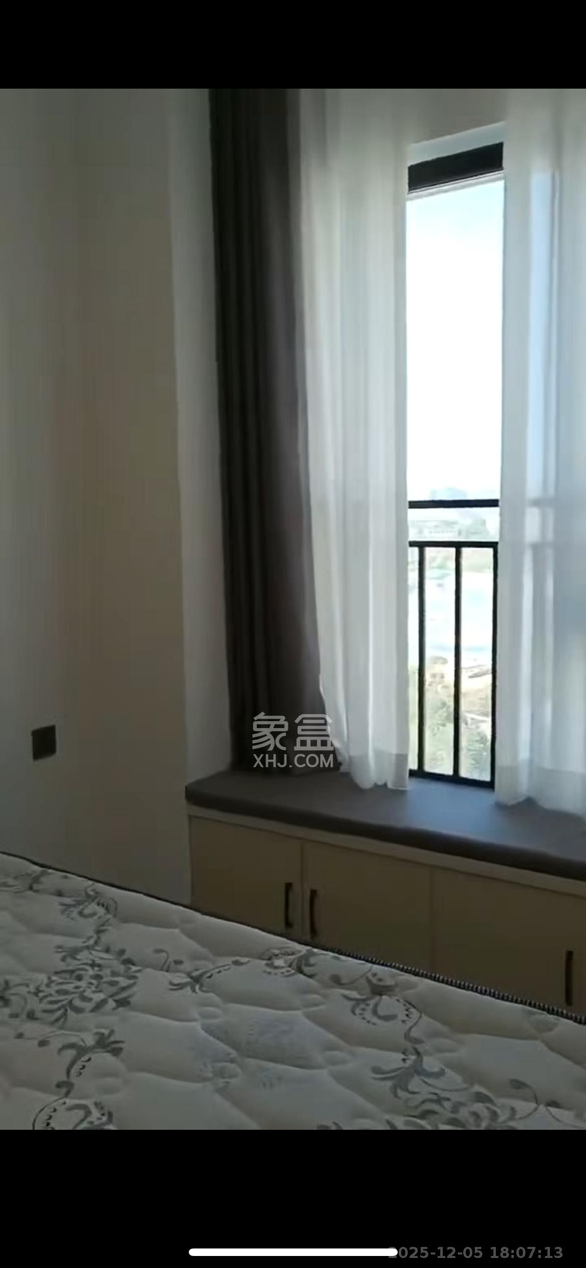 蓝光雍锦半岛   38.0㎡      1300.0元/月室内图