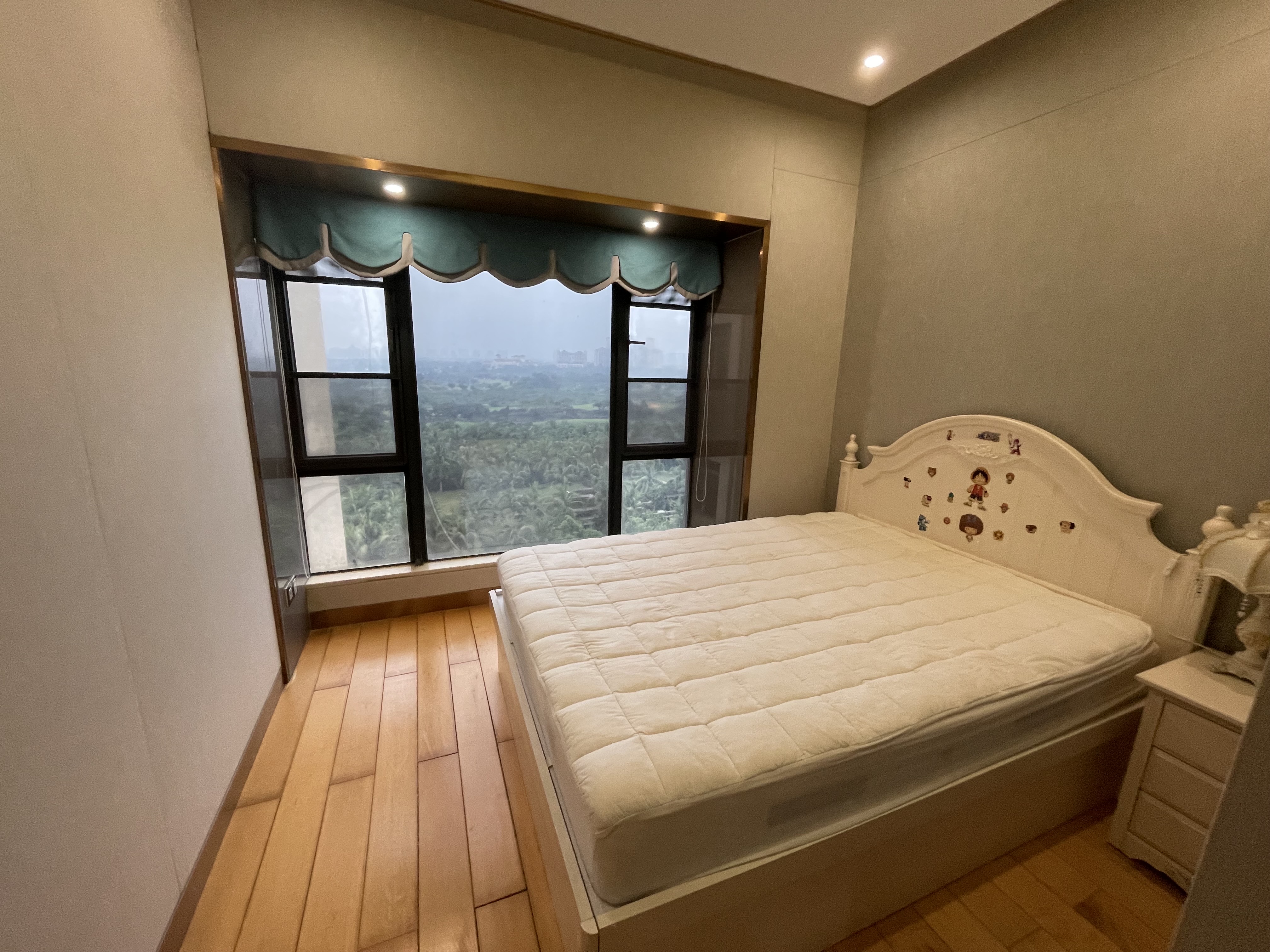 观澜湖中央公园  3室3厅2卫    288.0万客厅