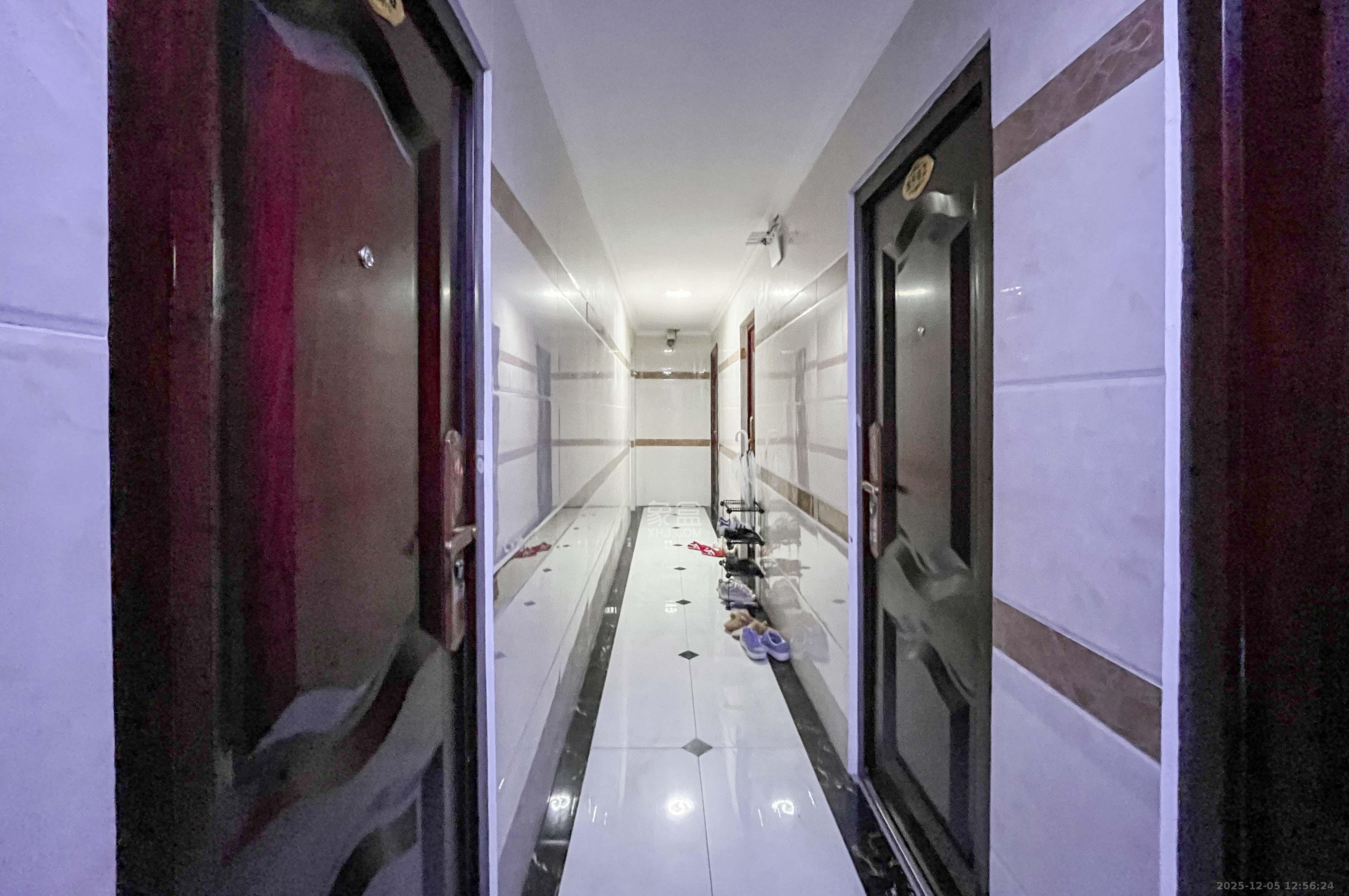 麓阳和景雅苑 4室2厅2卫 105.0万 麓阳和景雅苑 4室2厅2卫 105.0万其他