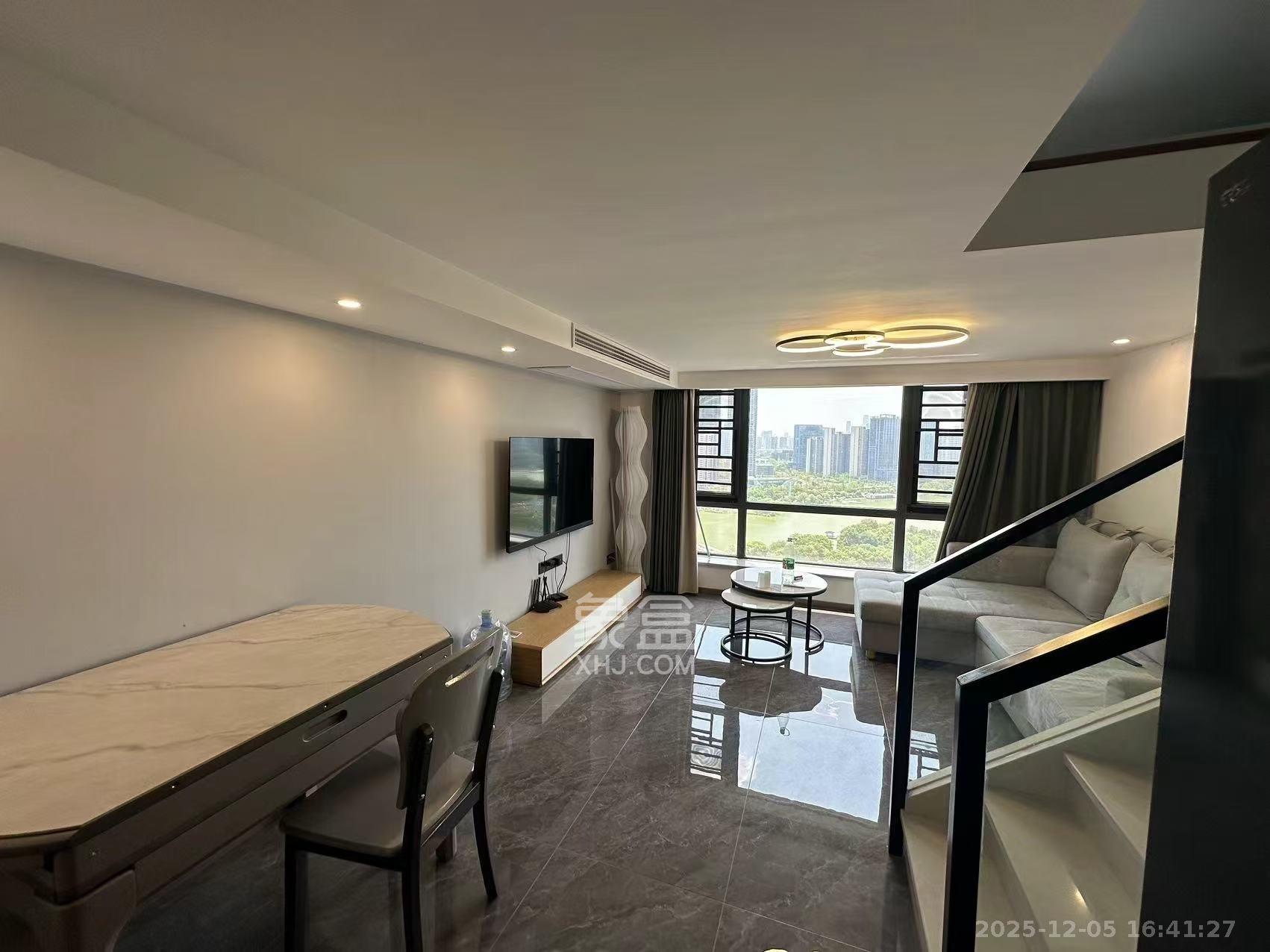 藏珑湖上公馆 2室2厅2卫 2800.0元/月 藏珑湖上公馆 2室2厅2卫 2800.0元/月室内图