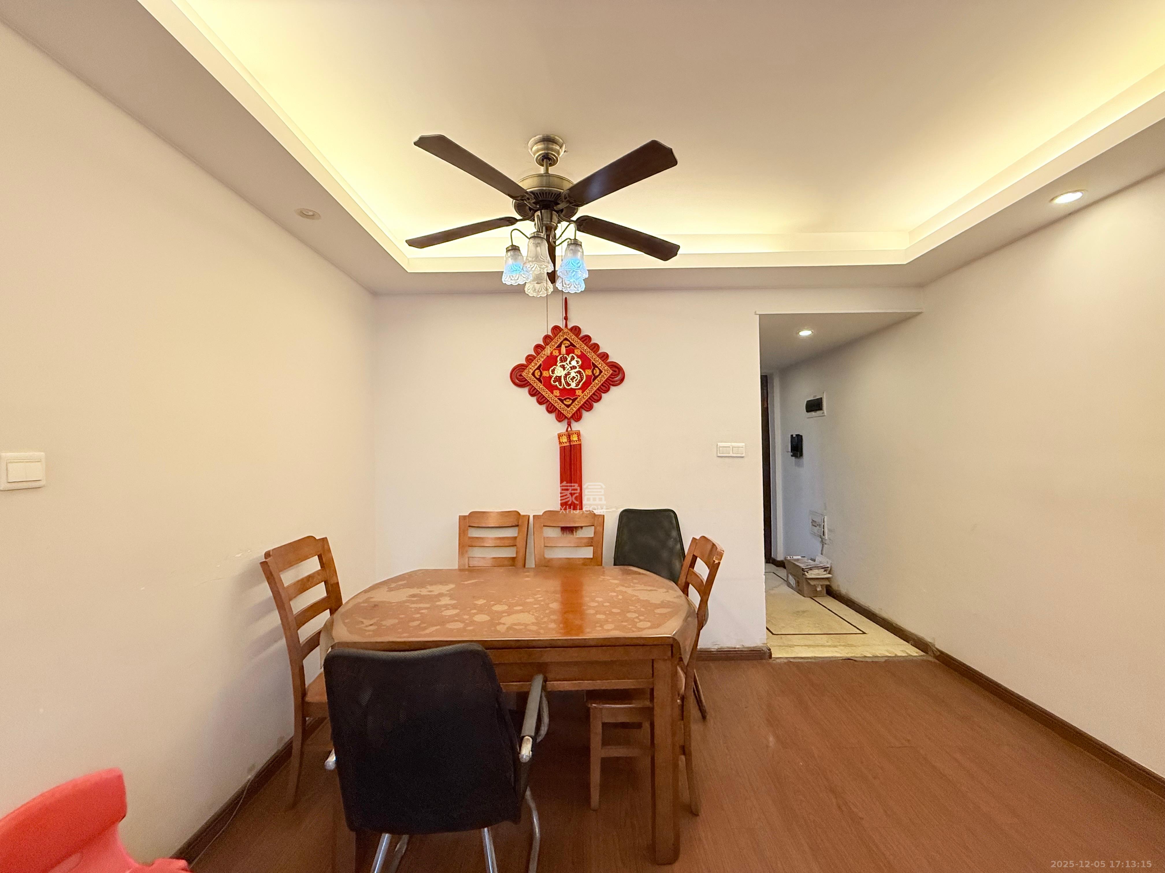 万科金域华府三四期 3室2厅1卫 2400.0元/月 万科金域华府三四期 3室2厅1卫 2400.0元/月室内图