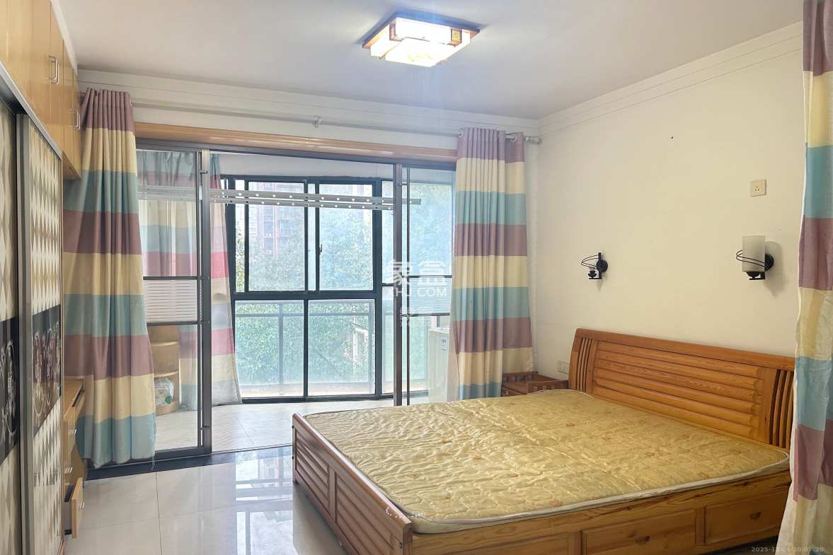 恒盛世家 1室1厅1卫 1600.0元/月 恒盛世家 1室1厅1卫 1600.0元/月室内图