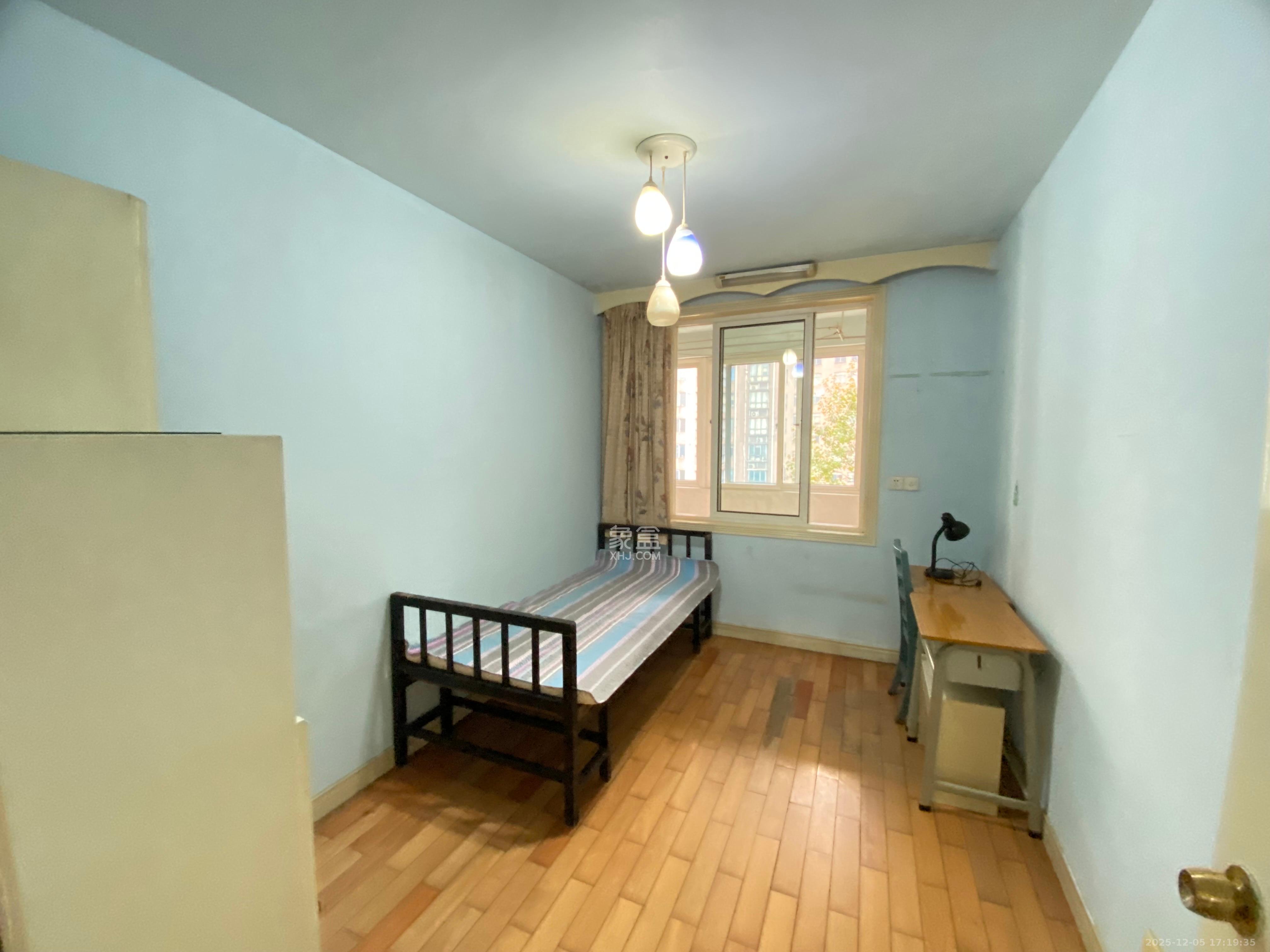 省林勘院  3室1厅1卫    2500.0元/月室内图