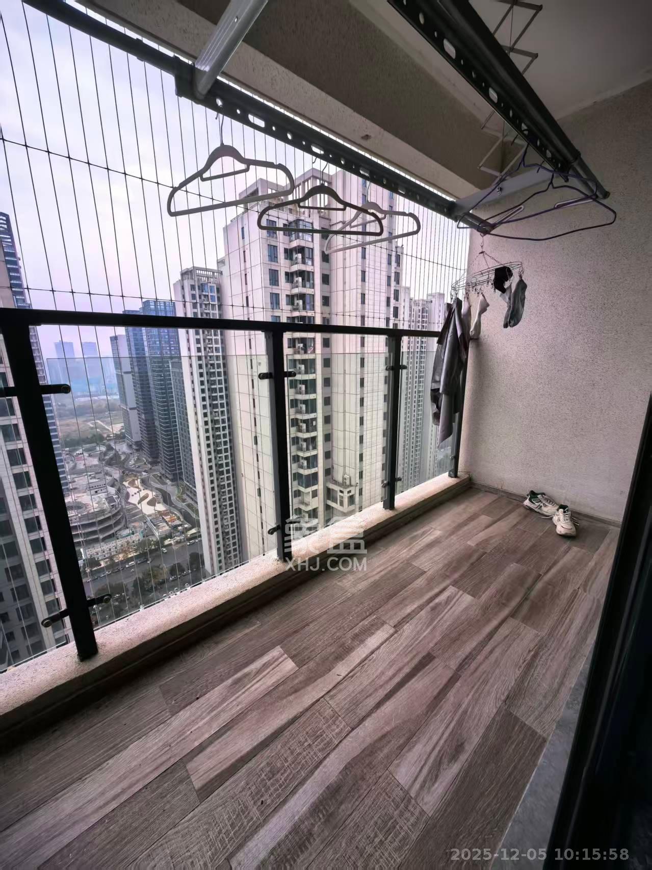 绿地长沙城际空间站（绿地新里佳苑）  3室2厅2卫    3300.0元/月室内图