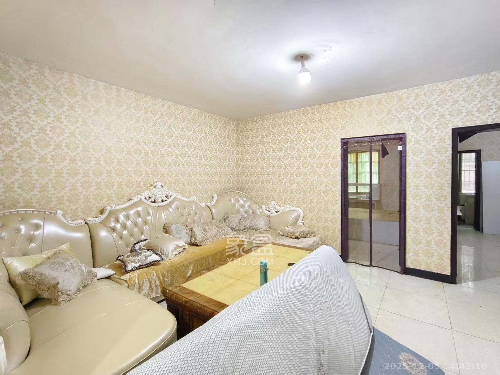 马王堆陶瓷建材新城  2室2厅1卫    1600.0元/月