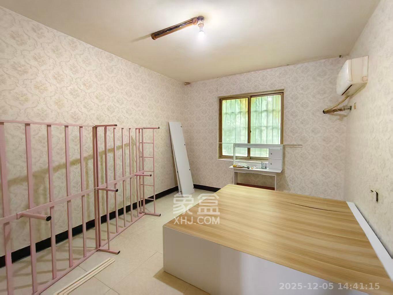 马王堆陶瓷建材新城 2室2厅1卫 1600.0元/月 马王堆陶瓷建材新城 2室2厅1卫 1600.0元/月室内图