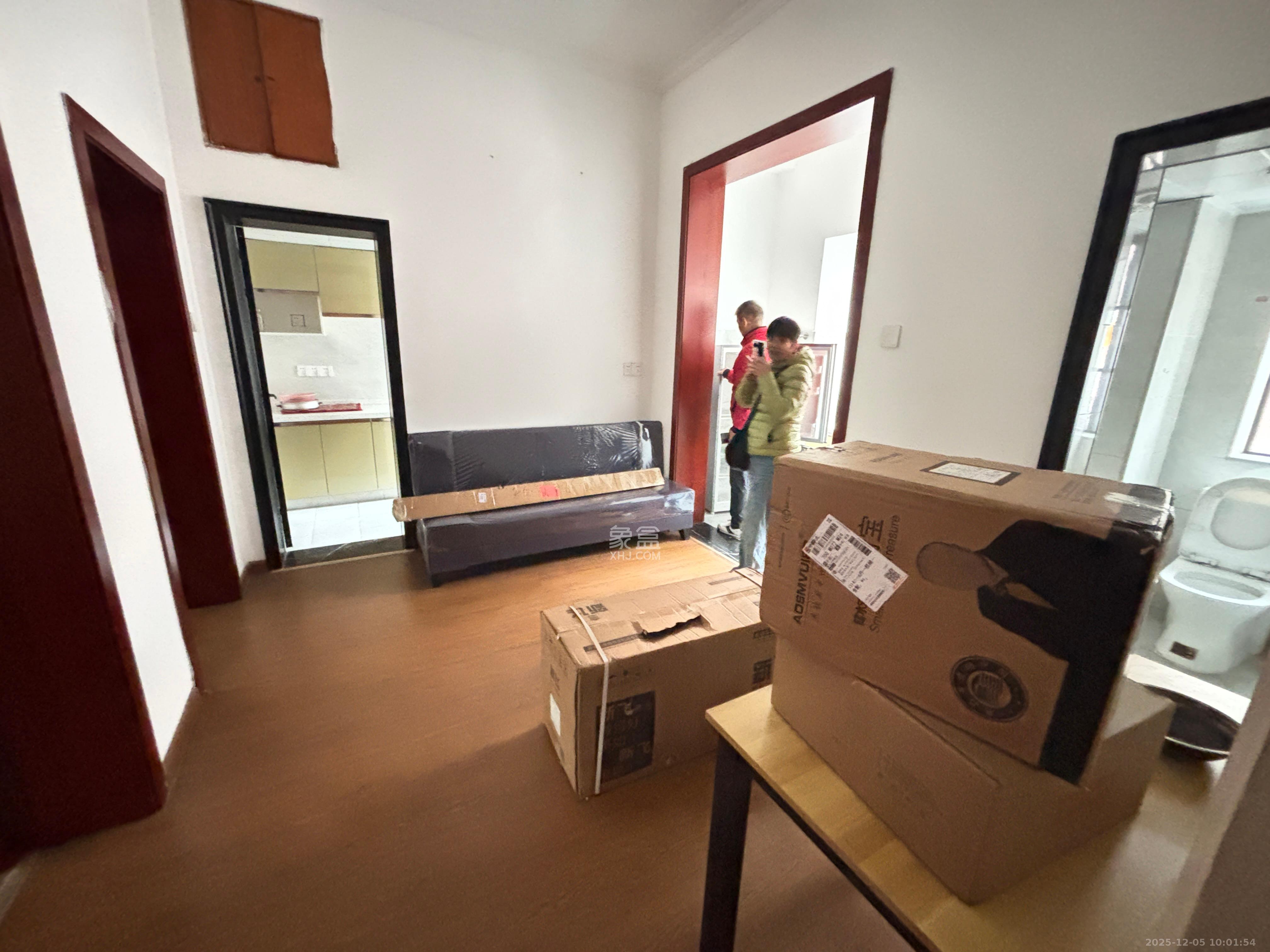 水泵厂宿舍  2室1厅1卫    1200.0元/月