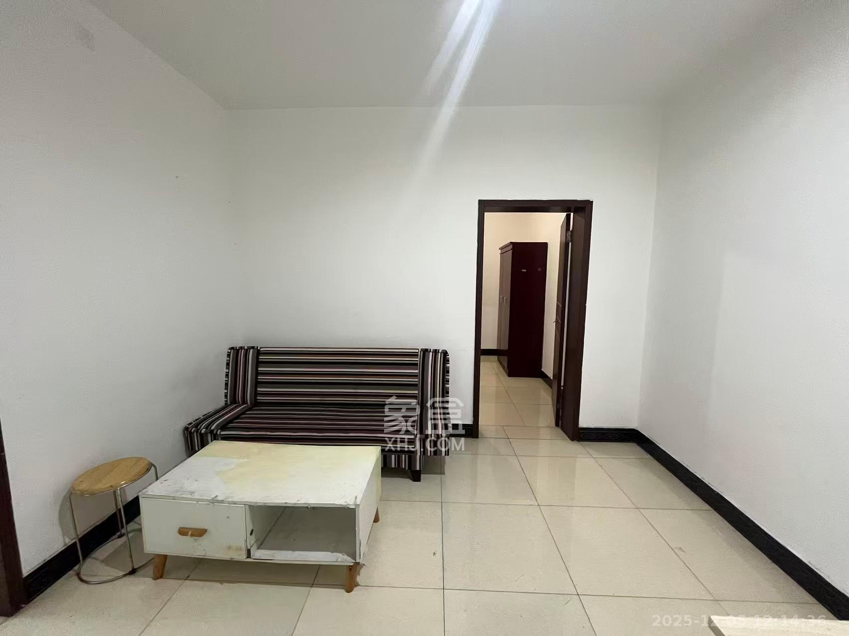 裕民小区 1室1厅1卫 1000.0元/月 裕民小区 1室1厅1卫 1000.0元/月室内图