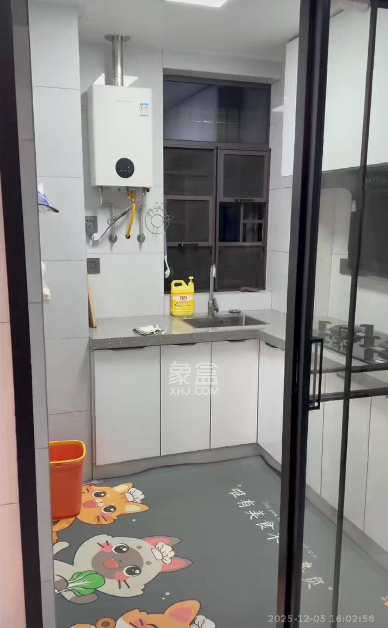 嘉雨兴园 2室1厅1卫 2700.0元/月 嘉雨兴园 2室1厅1卫 2700.0元/月室内图