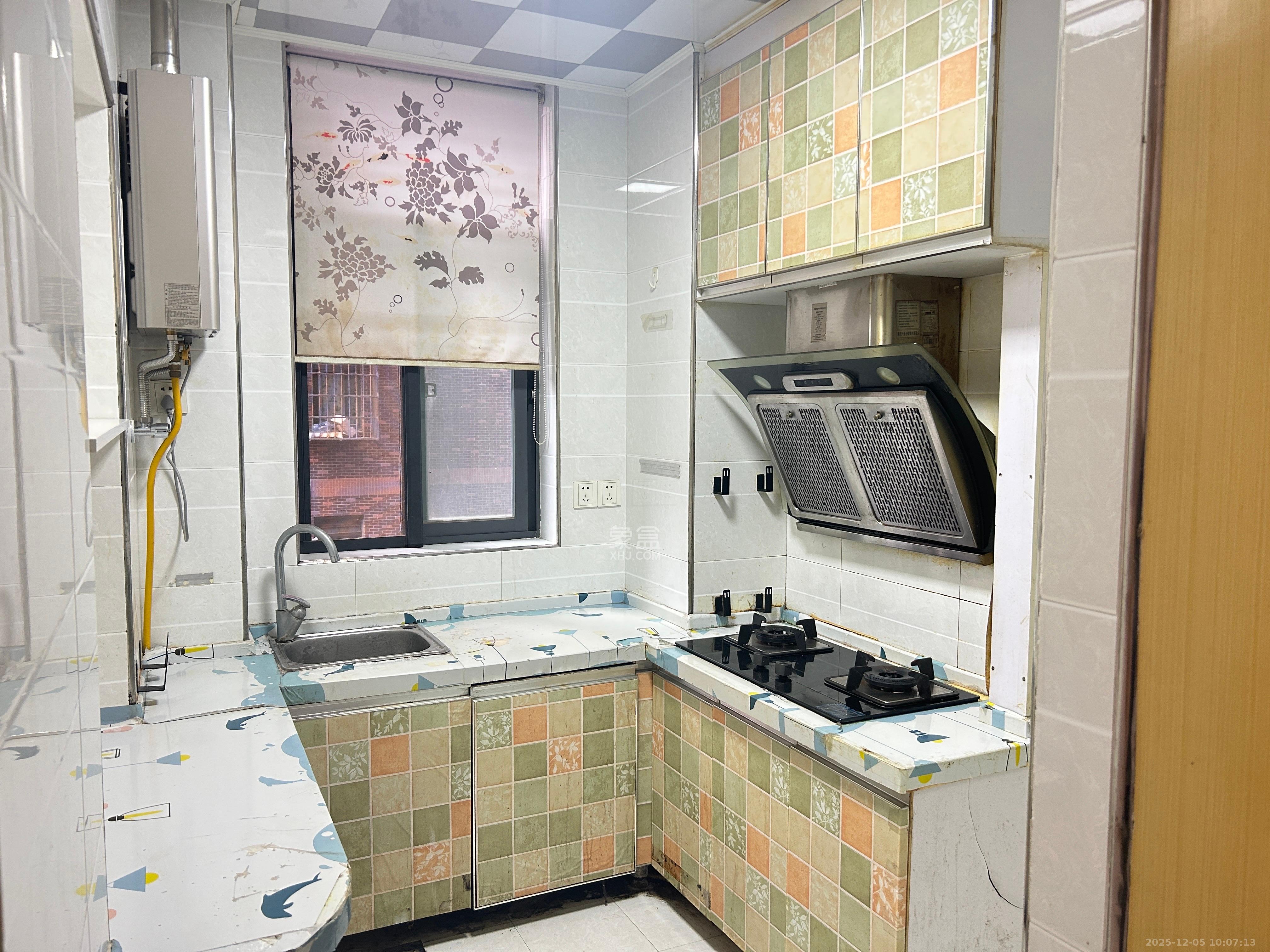 恒盛世家 1室1厅1卫 1600.0元/月 恒盛世家 1室1厅1卫 1600.0元/月室内图