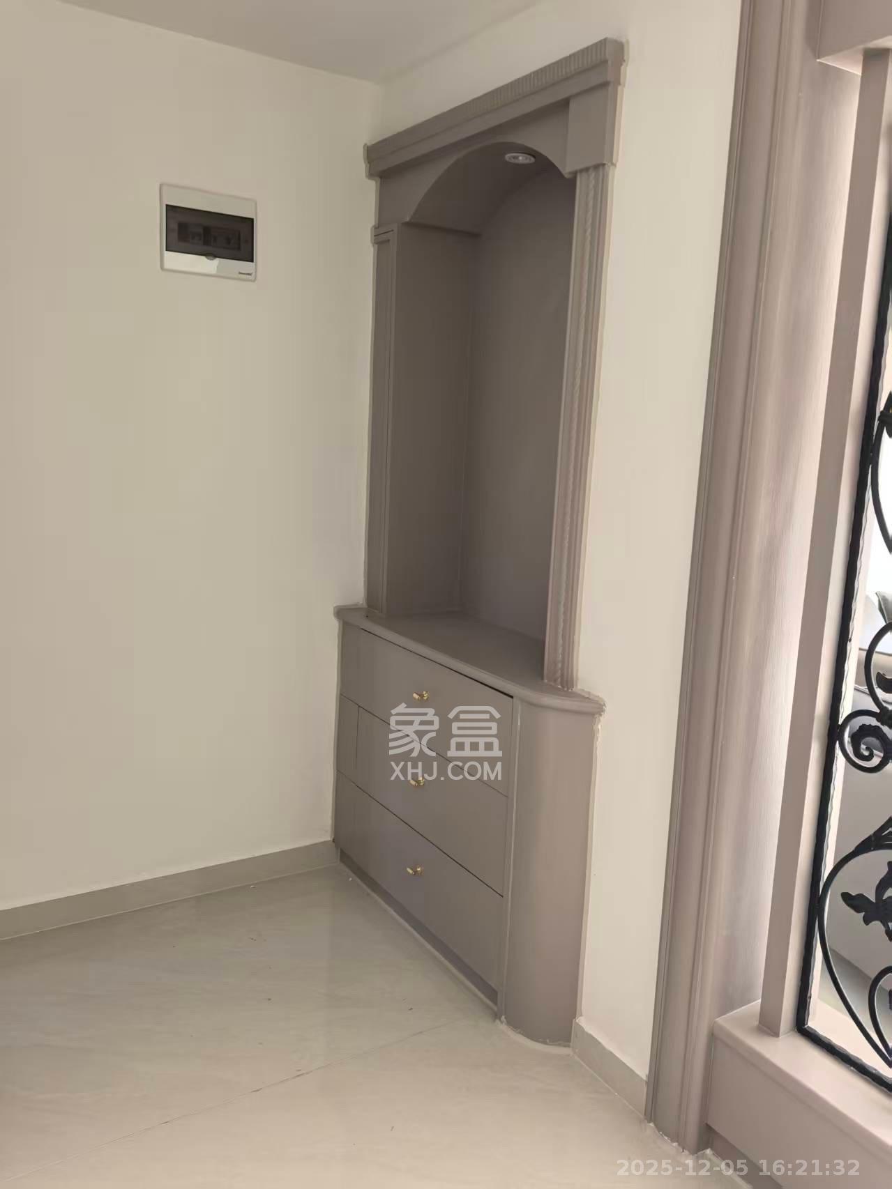 碧翠园（中房）  2室2厅1卫    2800.0元/月