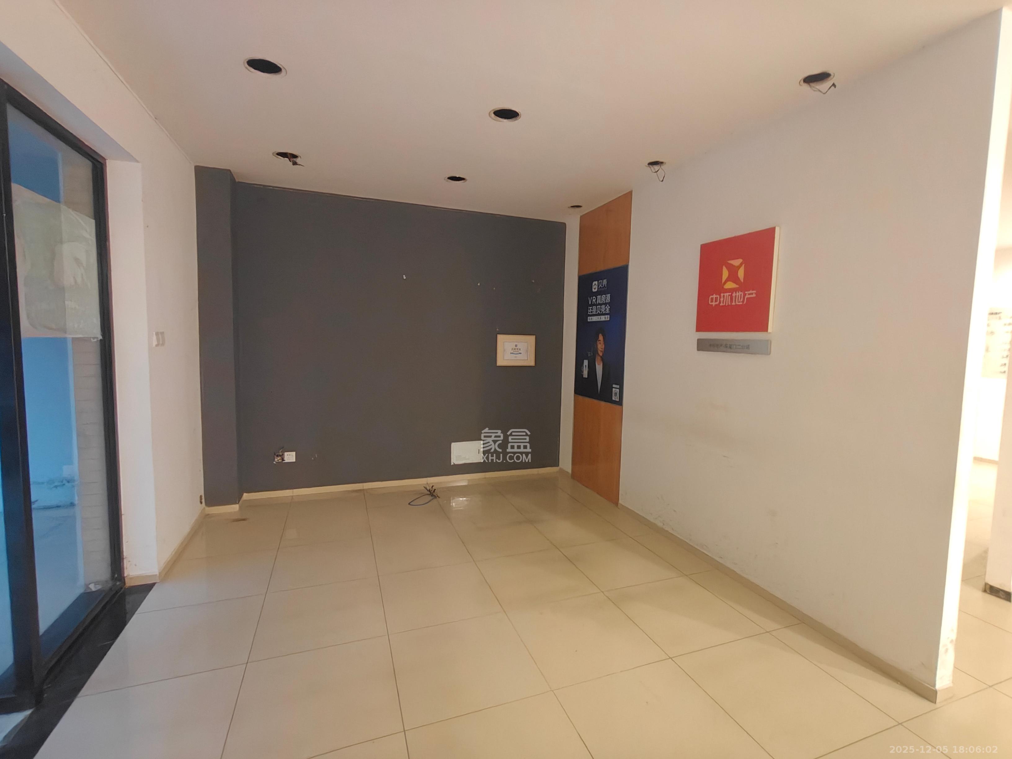 东玺门   238.0㎡      9000.0元/月