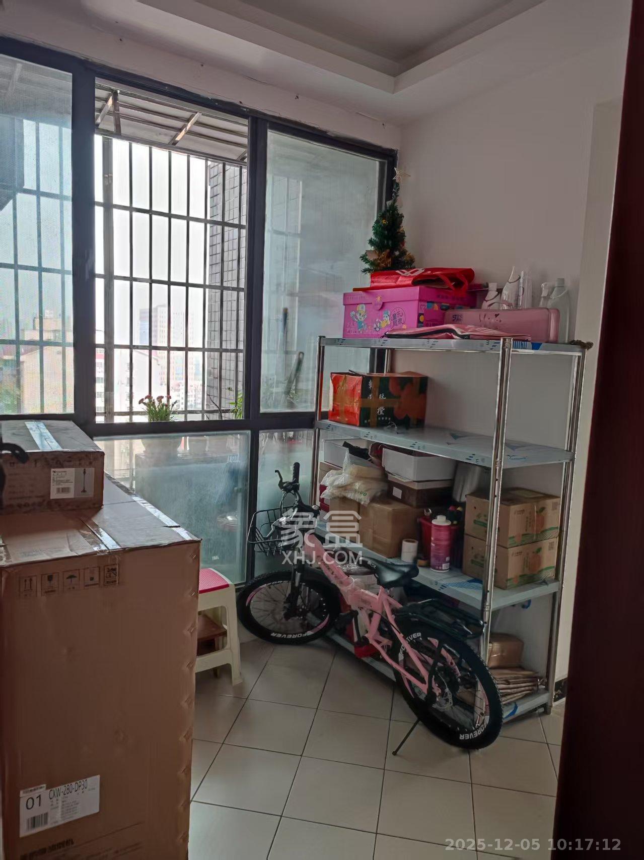 未来城科学家园 3室2厅1卫 2500.0元/月 未来城科学家园 3室2厅1卫 2500.0元/月室内图