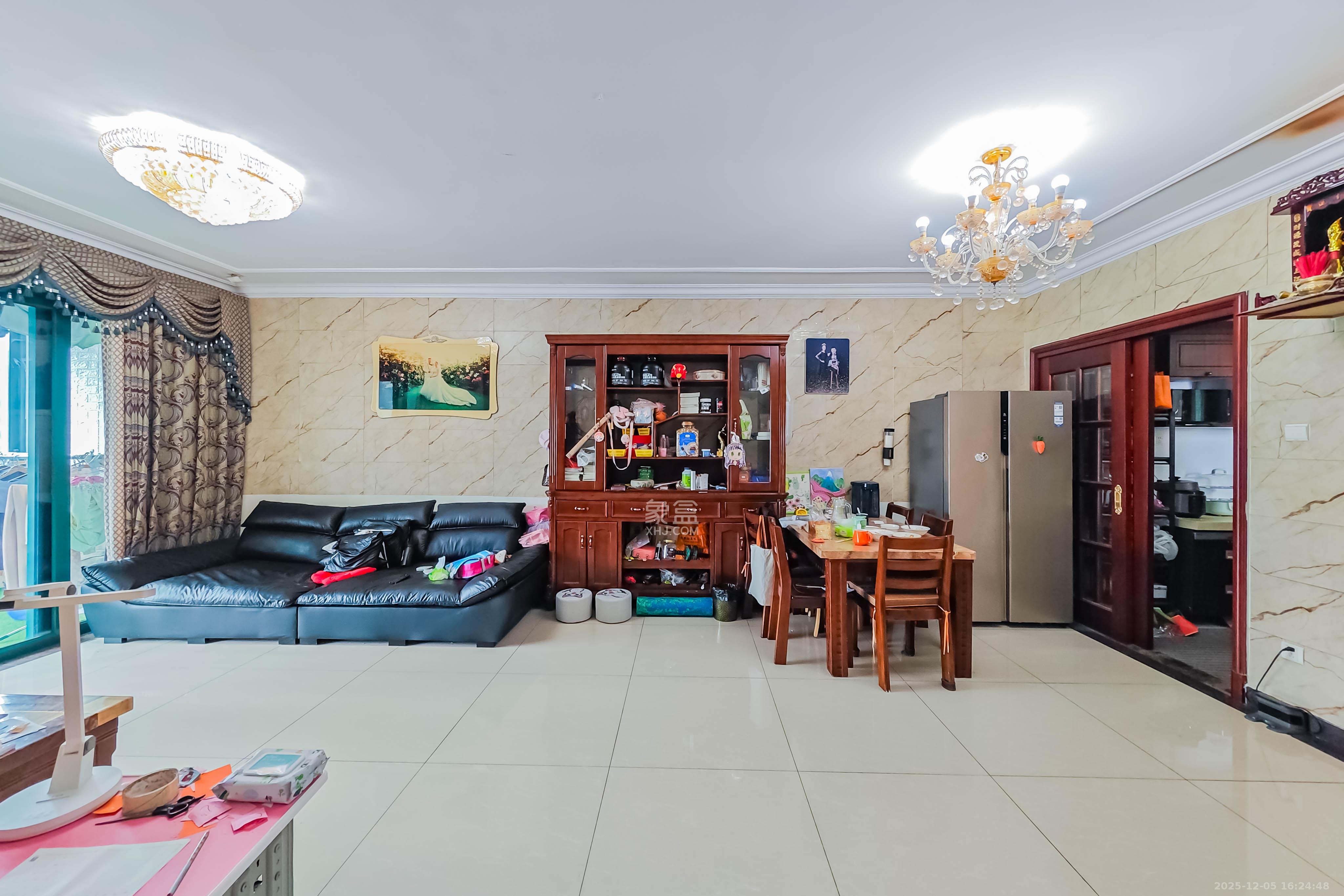 恒大绿洲 3室2厅2卫 120.0万 恒大绿洲 3室2厅2卫 120.0万其他