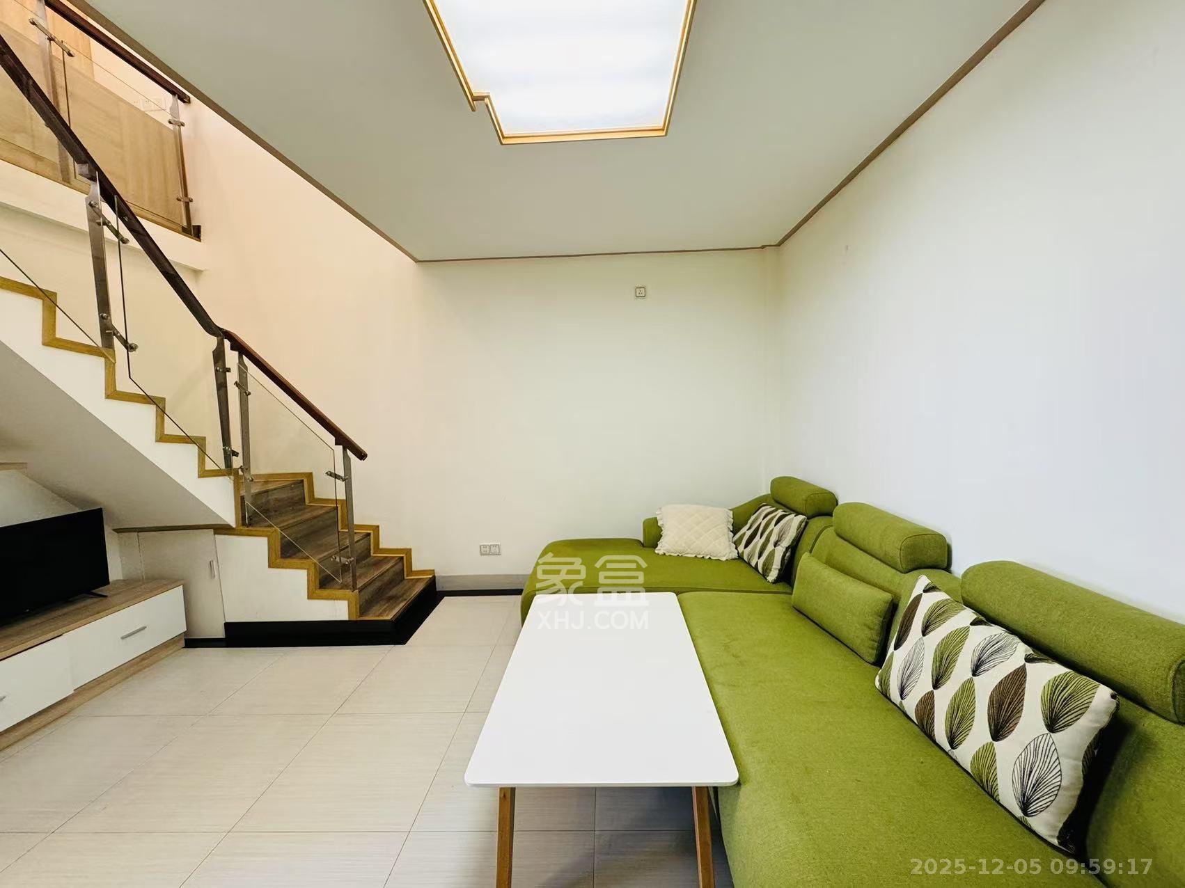 泰龙华府 1室1厅1卫 1800.0元/月 泰龙华府 1室1厅1卫 1800.0元/月室内图