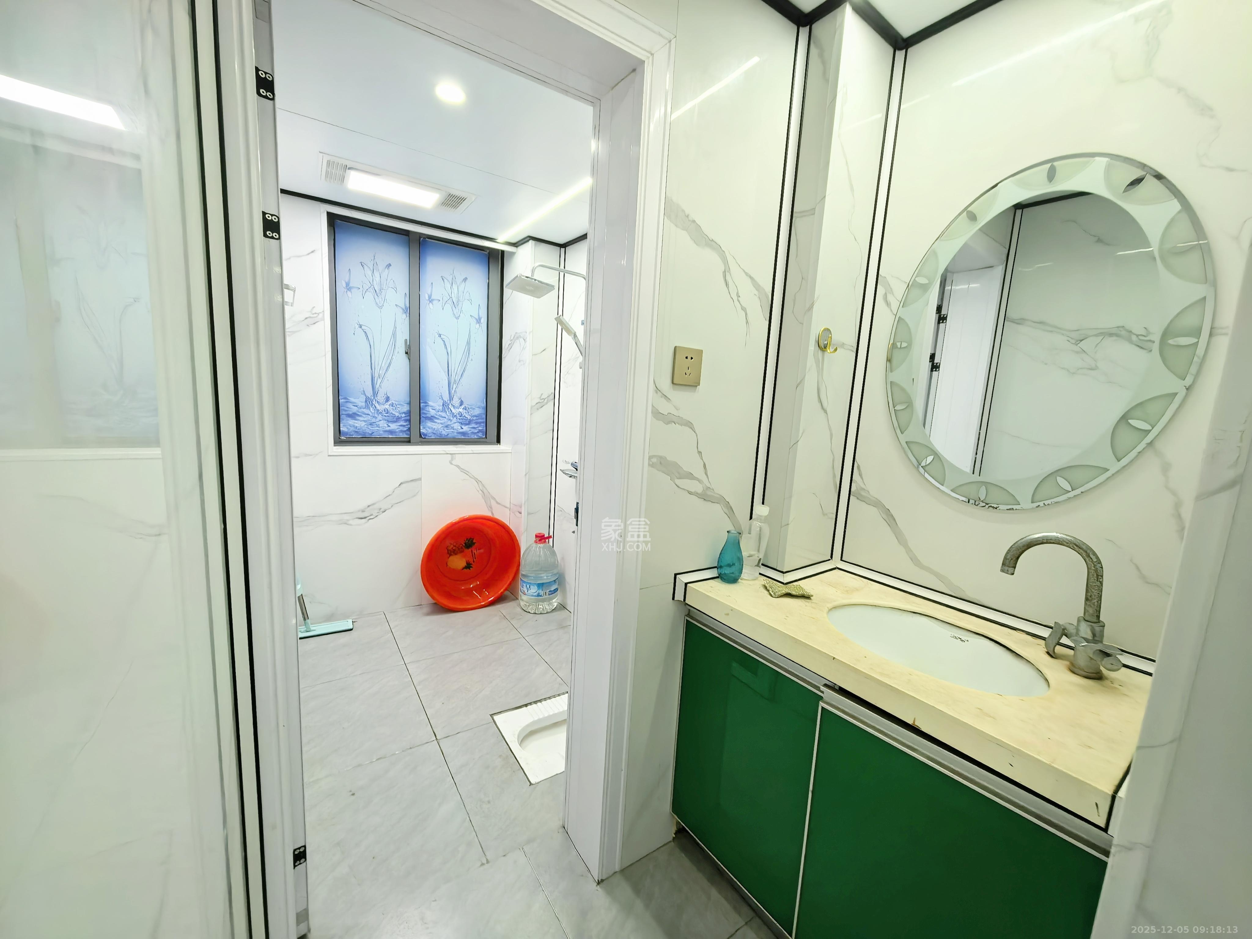 中城丽景香山园  3室2厅2卫    3500.0元/月室内图