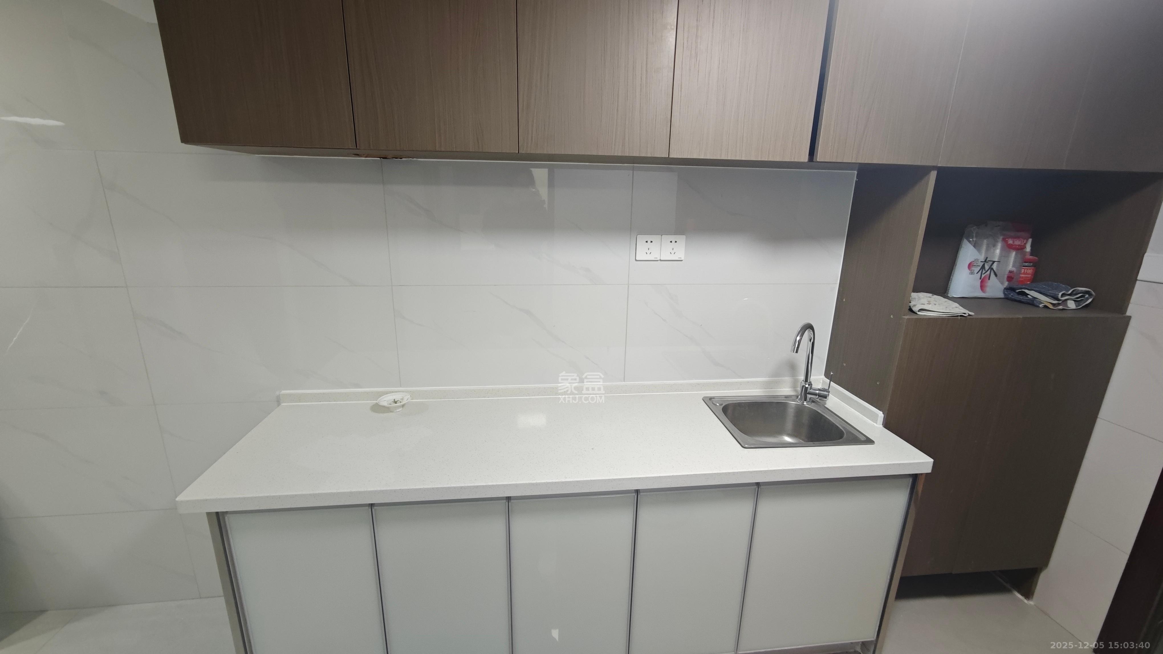 新长海漓湘悦 2室1厅1卫 1800.0元/月 新长海漓湘悦 2室1厅1卫 1800.0元/月室内图