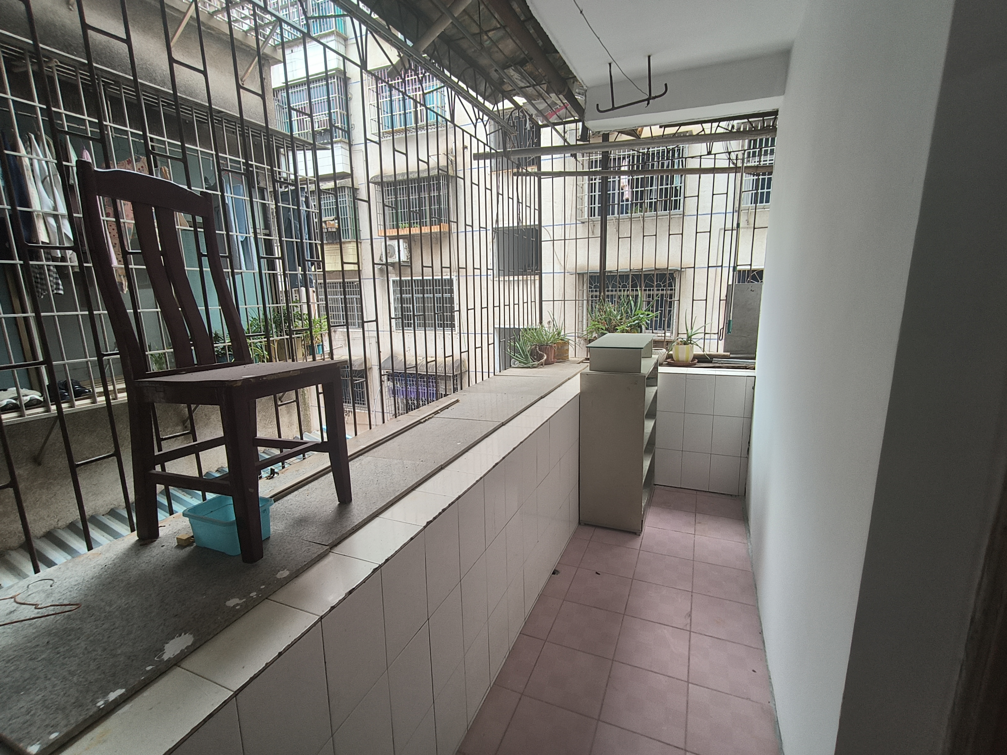 娄星区散盘  3室2厅1卫    800.0元/月室内图