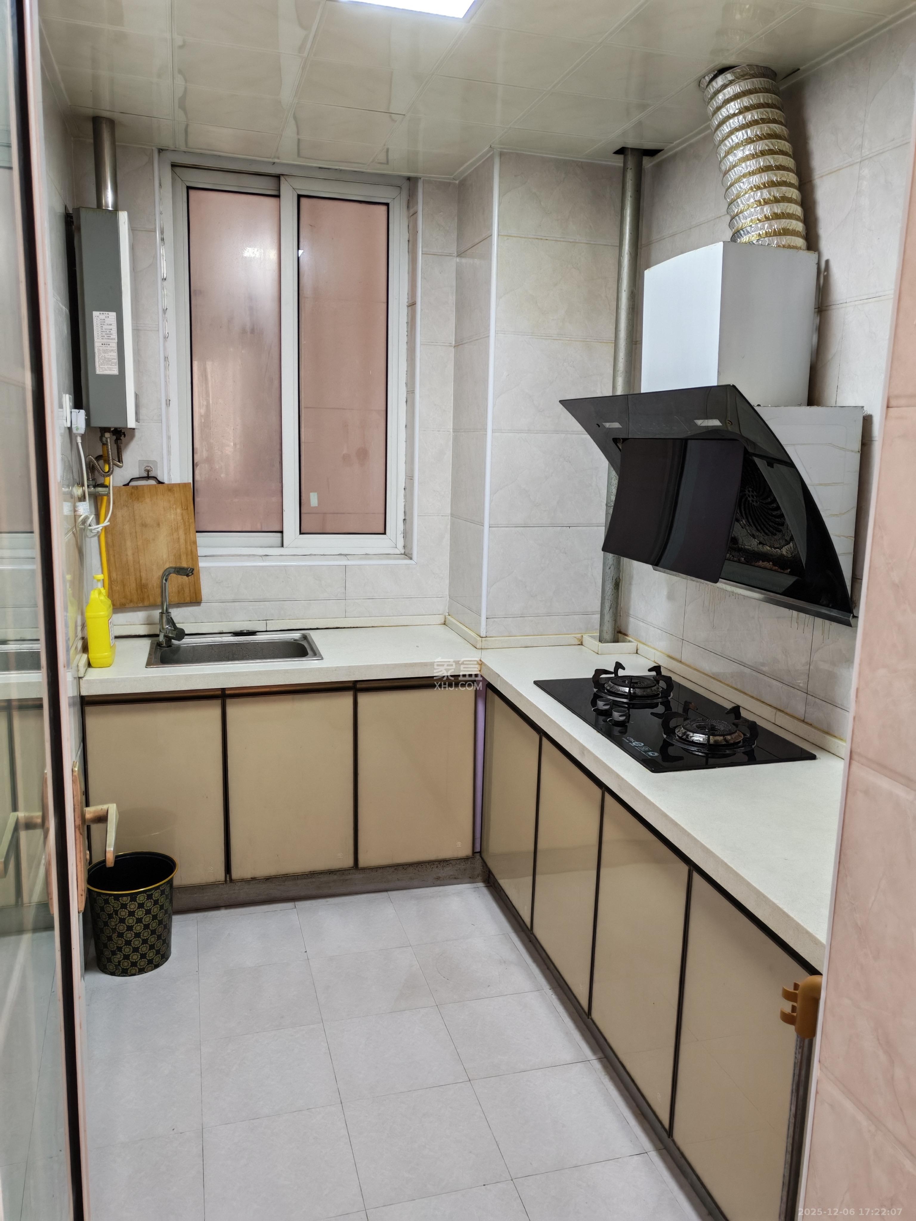 绿地新都会 1室0厅0卫 1800.0元/月 绿地新都会 1室0厅0卫 1800.0元/月室内图