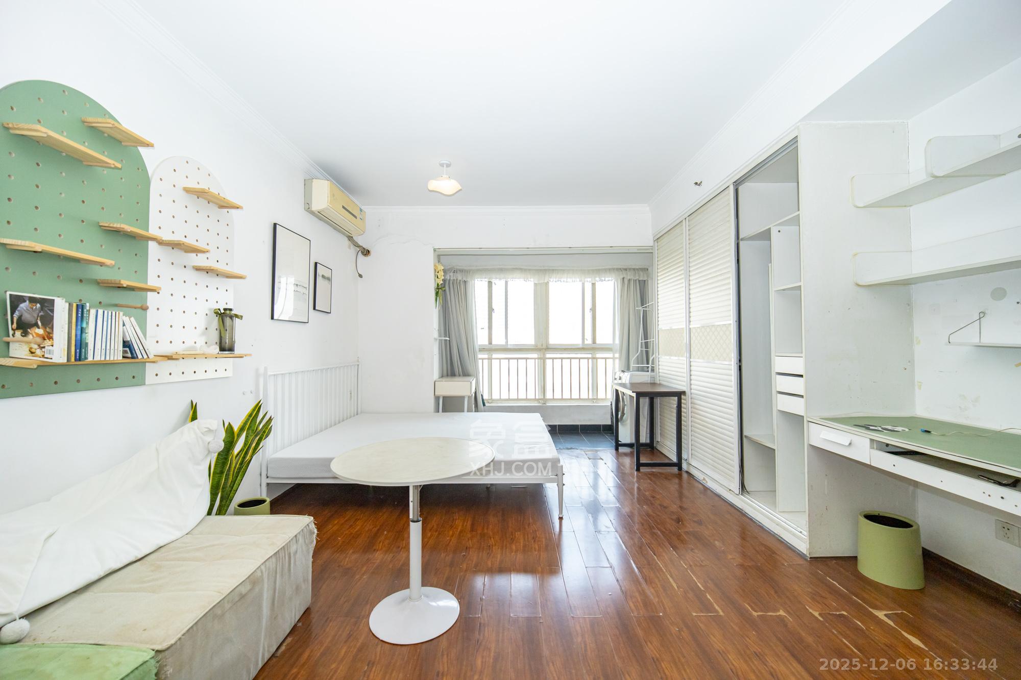 时代星城  1室1厅1卫    15.8万