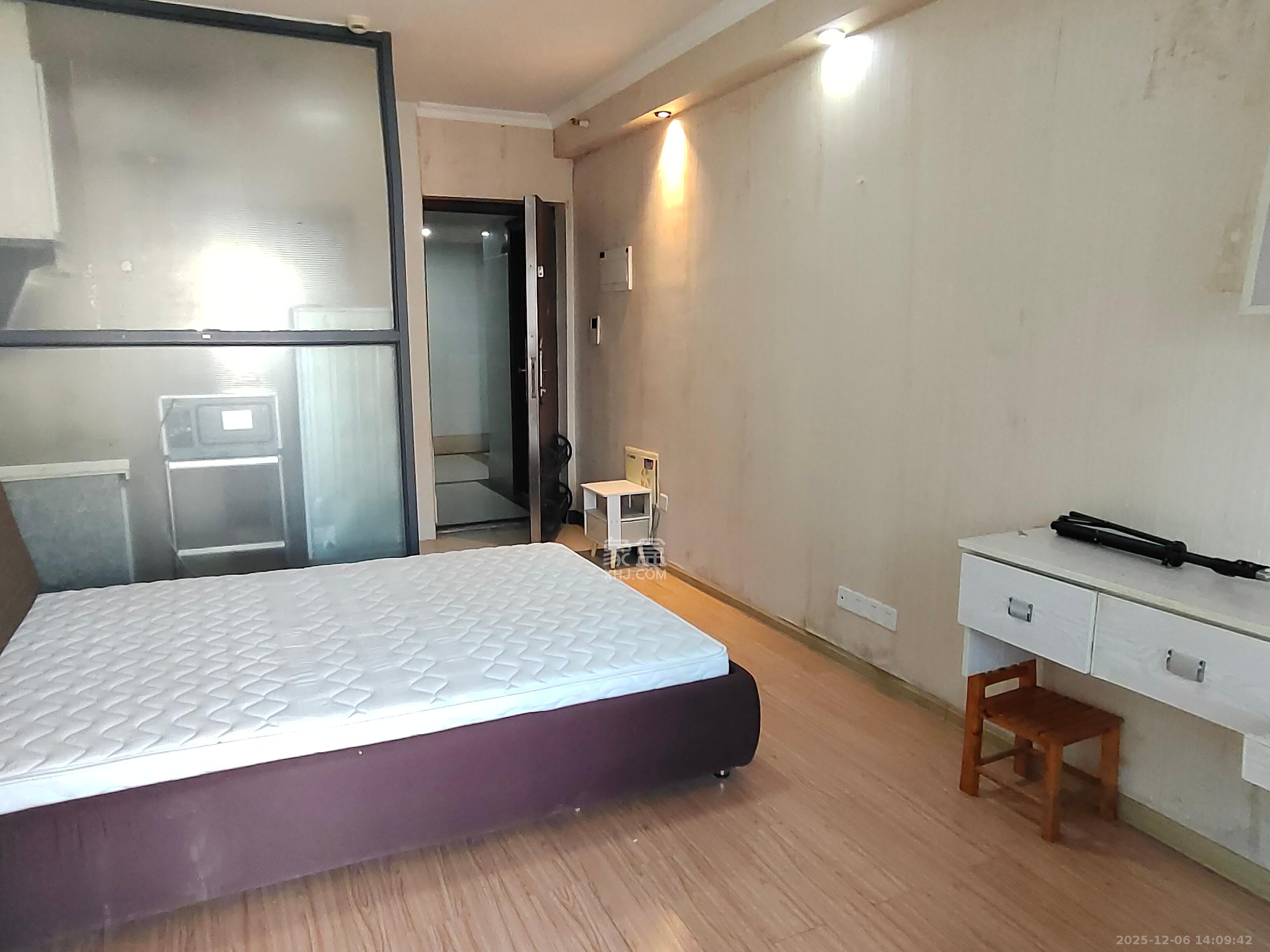 达美D6区  1室1厅1卫    1400.0元/月