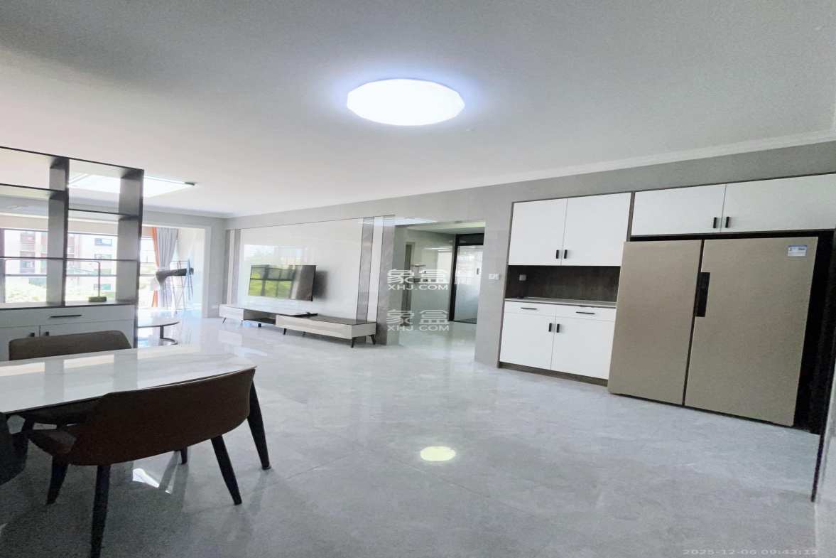 燕珑新寓 2室2厅1卫 2400.0元/月 燕珑新寓 2室2厅1卫 2400.0元/月室内图