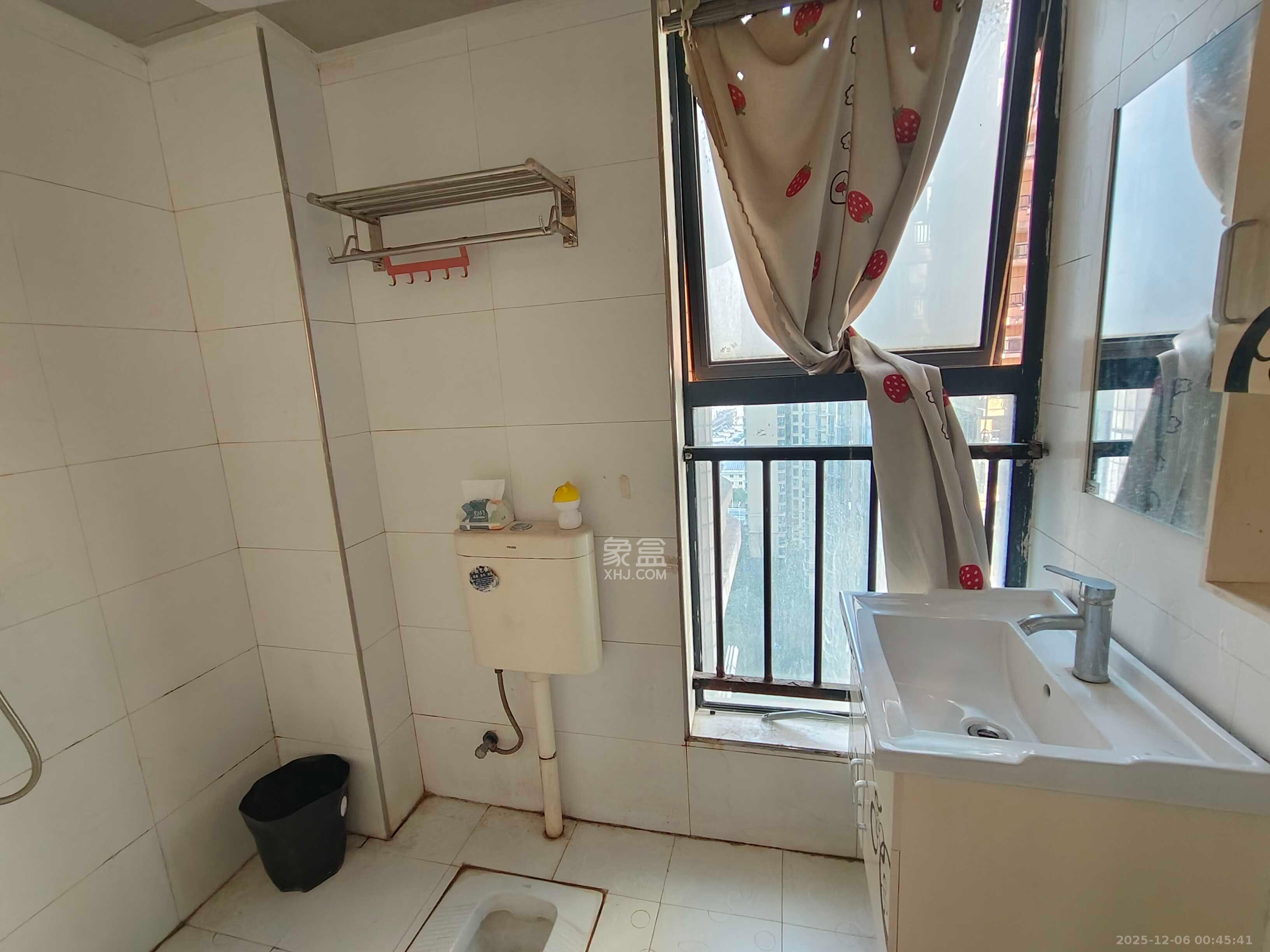 融圣国际  2室1厅1卫    2200.0元/月室内图